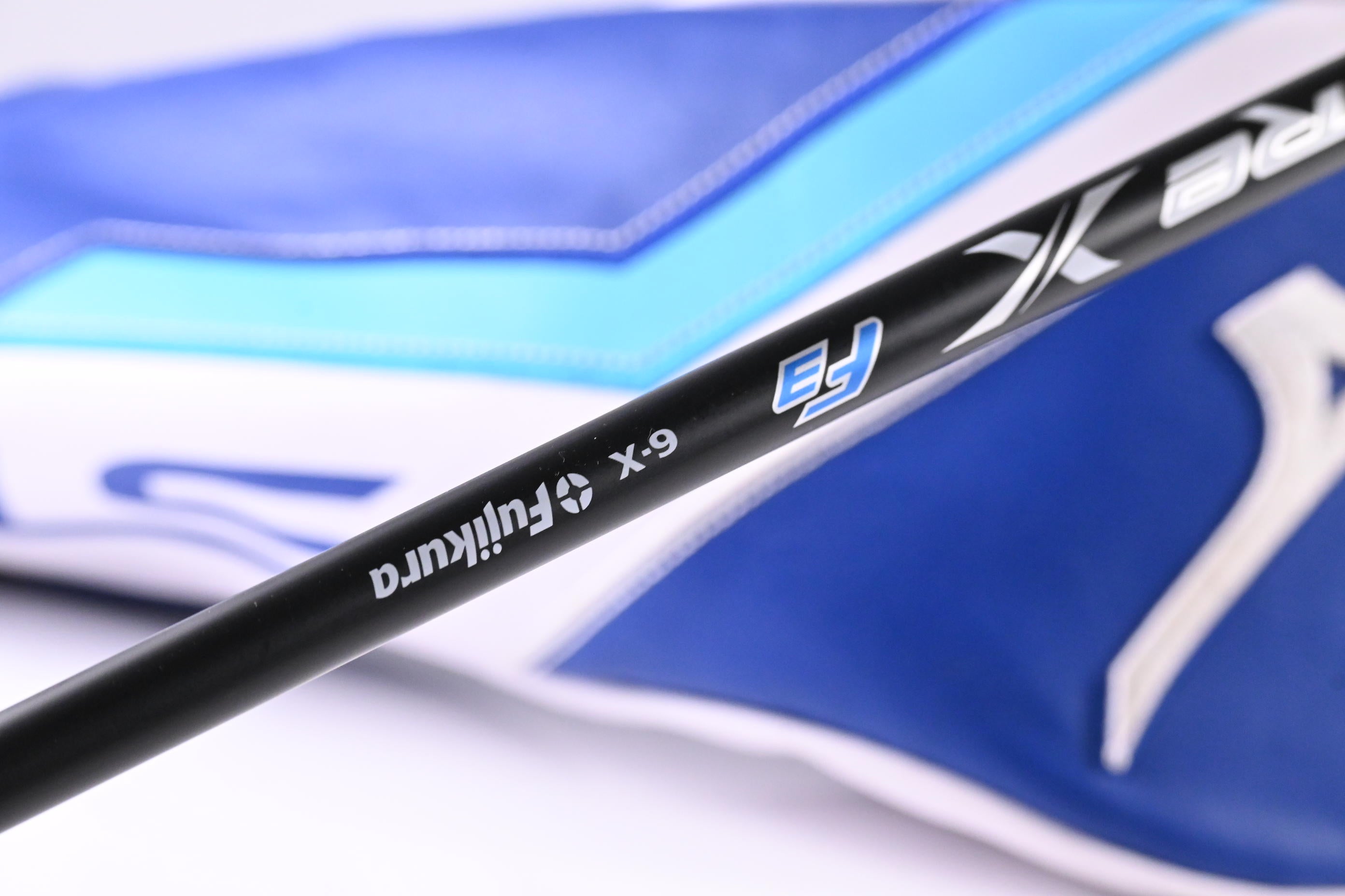 Mizuno ST-Max 230 Driver / 10.5 Degree / X-Flex Fujikura Motore X F3 6 Shaft