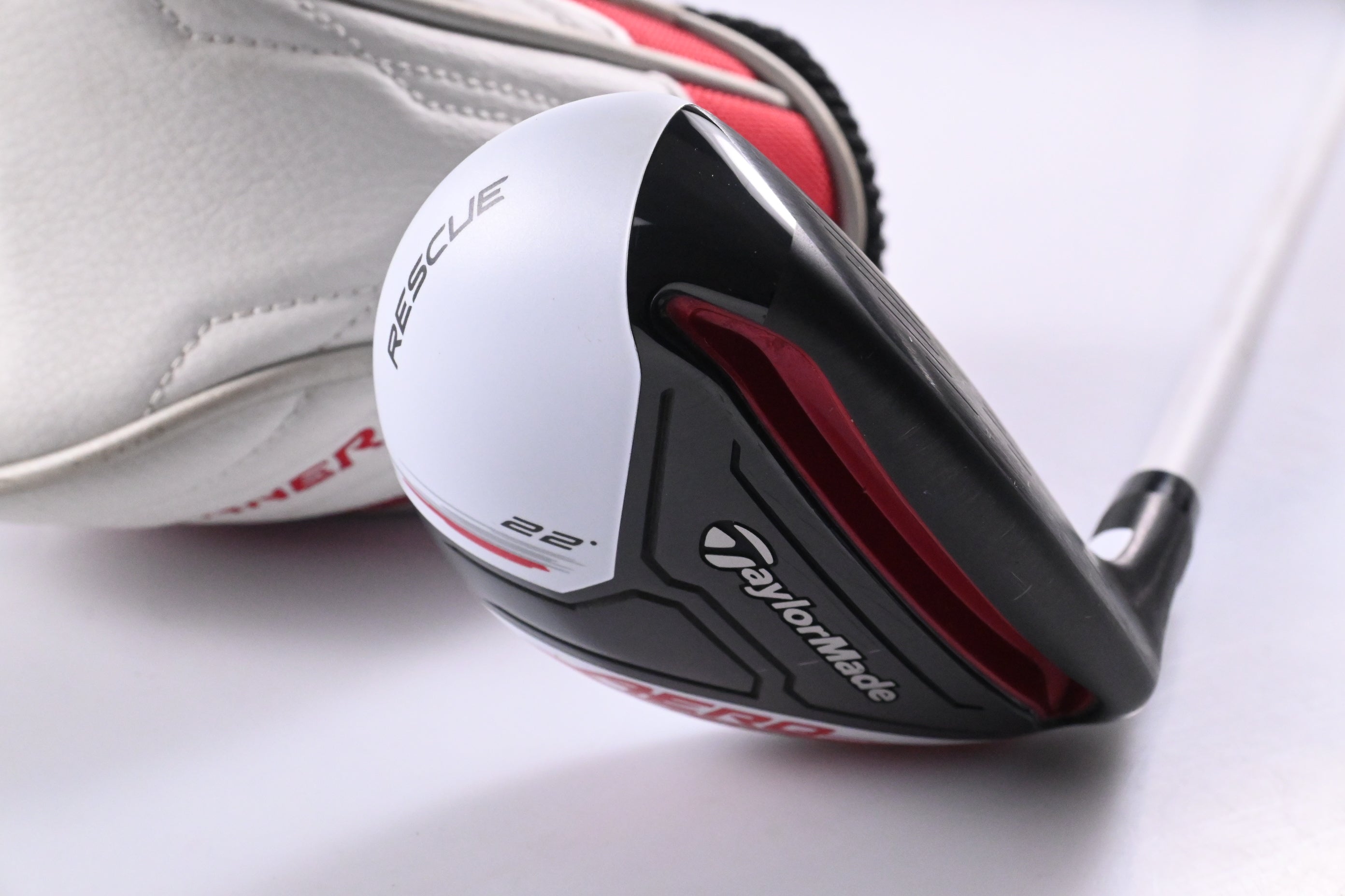Taylormade Aeroburner #4 Hybrid / 22 Degree / Regular Flex Matrix Speed Rulz 70 Shaft