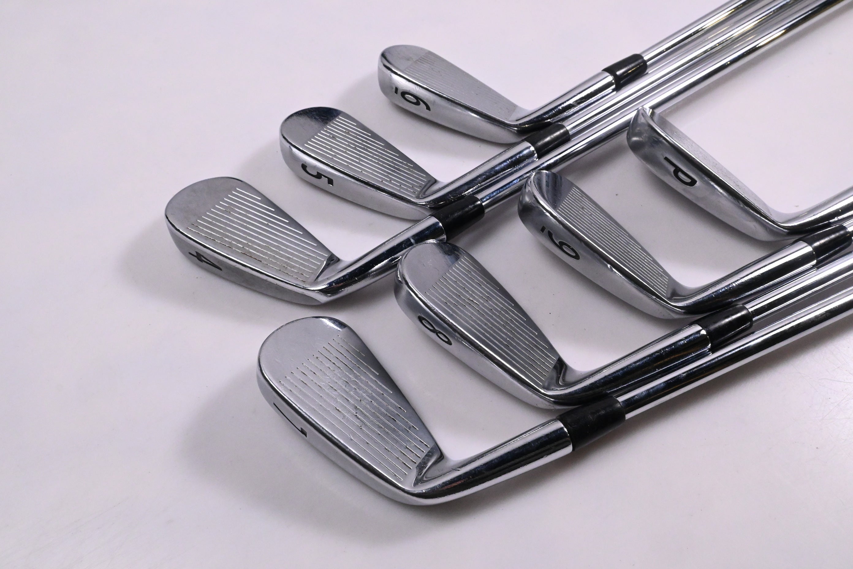 Titleist AP2 710 Irons / 4-PW / Regular Flex Dynamic Gold R300 Shafts