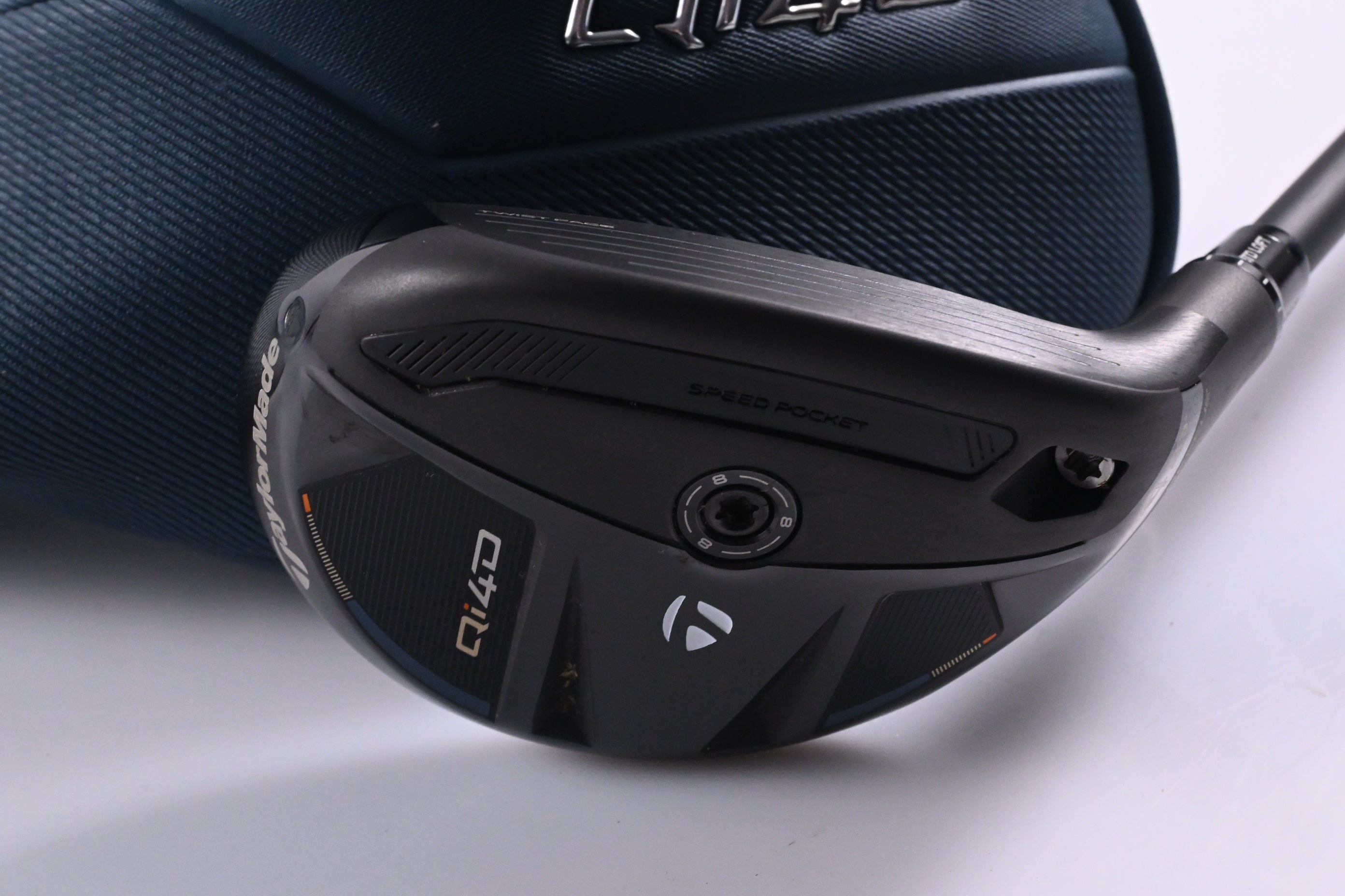 Taylormade Qi4D #4 Hybrid / 22 Degree / Regular Flex REAX 65 Shaft