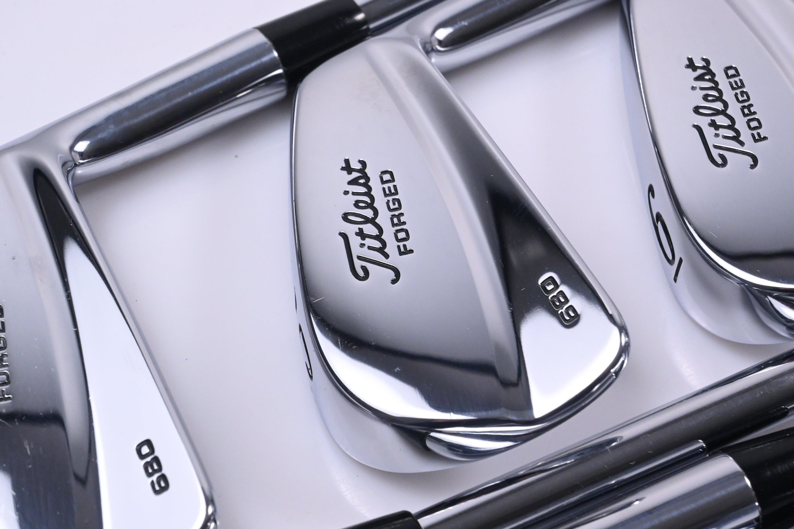 Titleist 680 Forged Irons / 4-PW / Stiff Flex N.S.Pro Modus3 Tour 120 Shafts