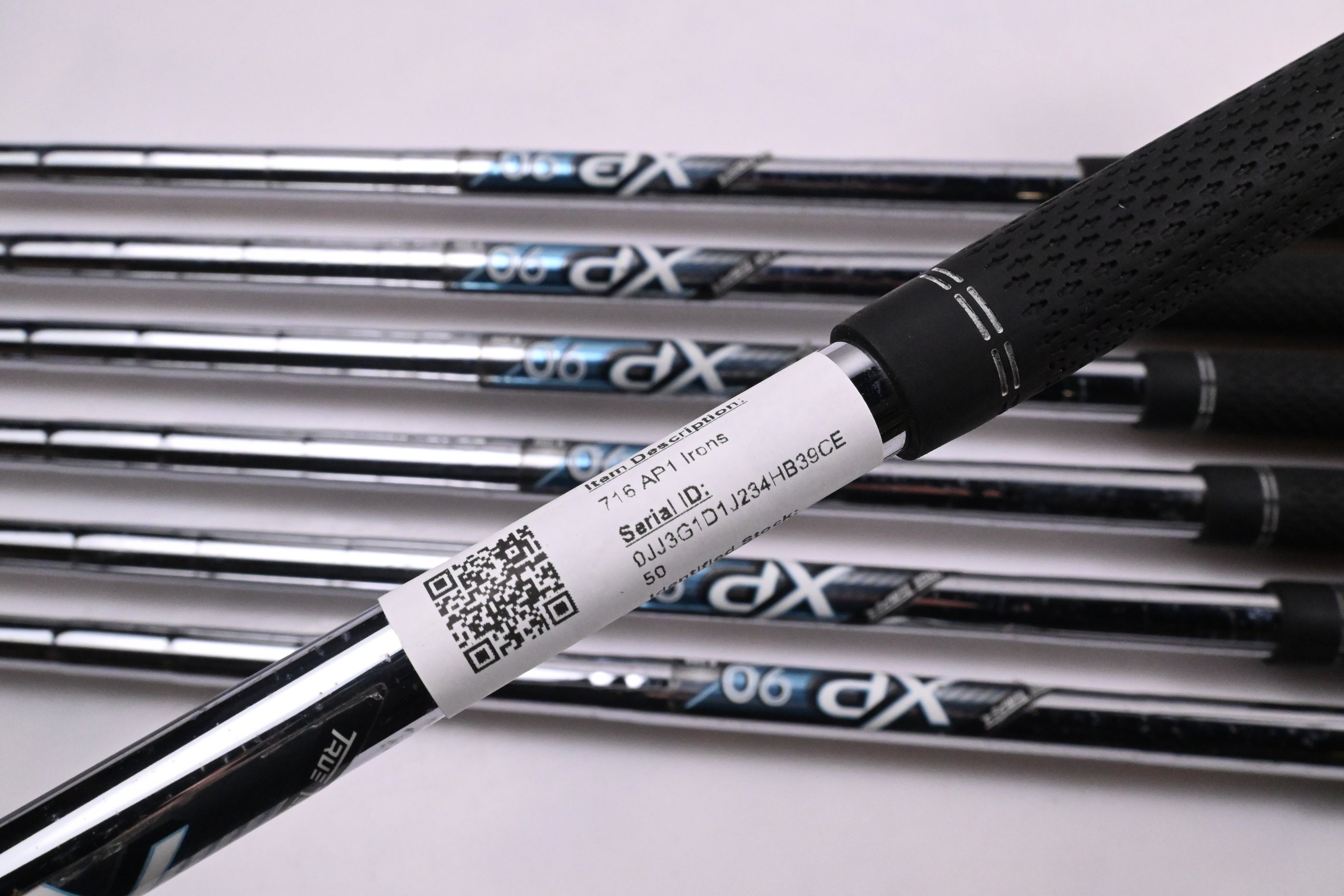 Titleist 716 AP1 Irons / 5-PW+GW / Regular Flex XP 90 R300 Shafts
