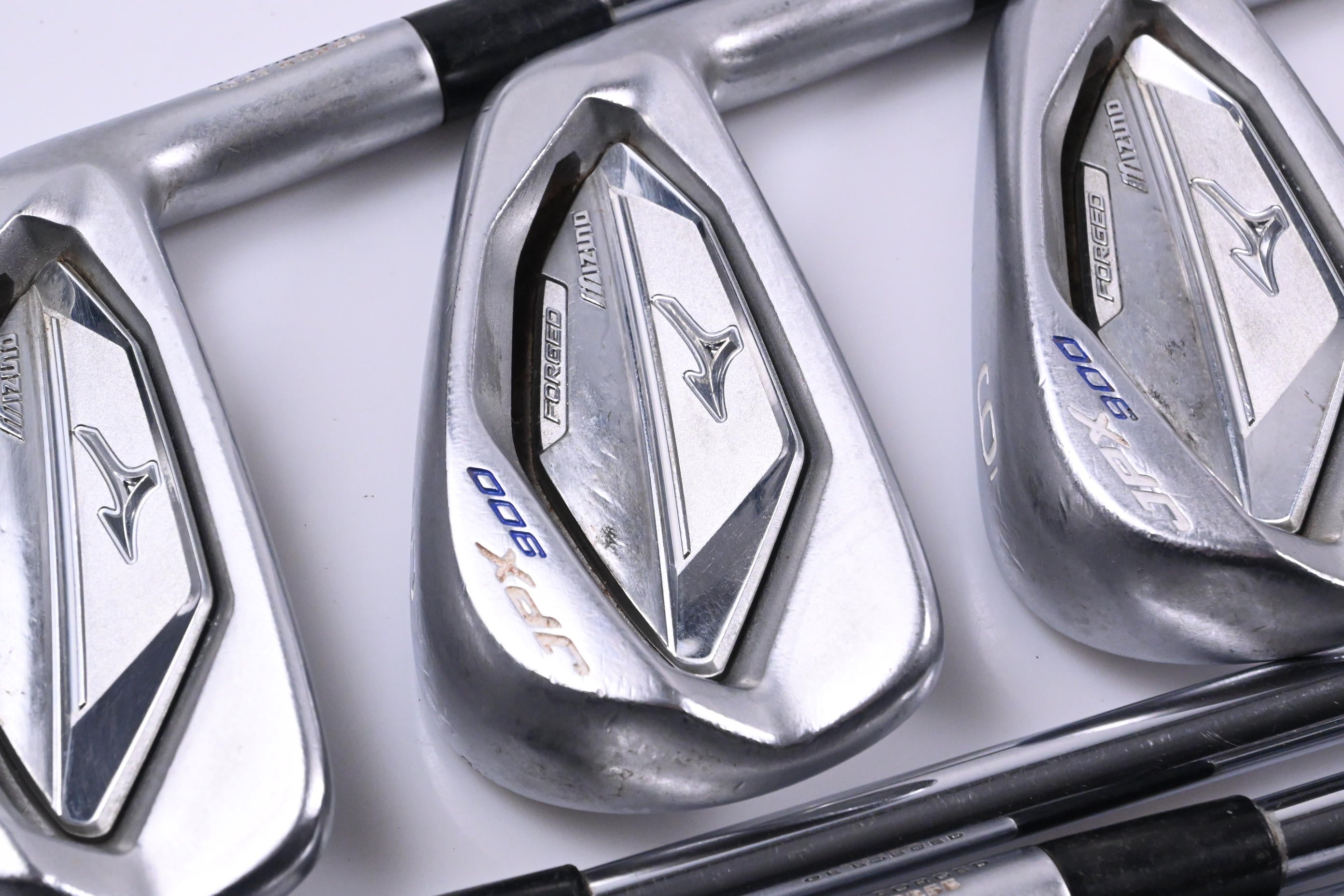 Mizuno JPX 900 Forged/Tour Combo Irons / 4-PW / Stiff Flex Project X Precision