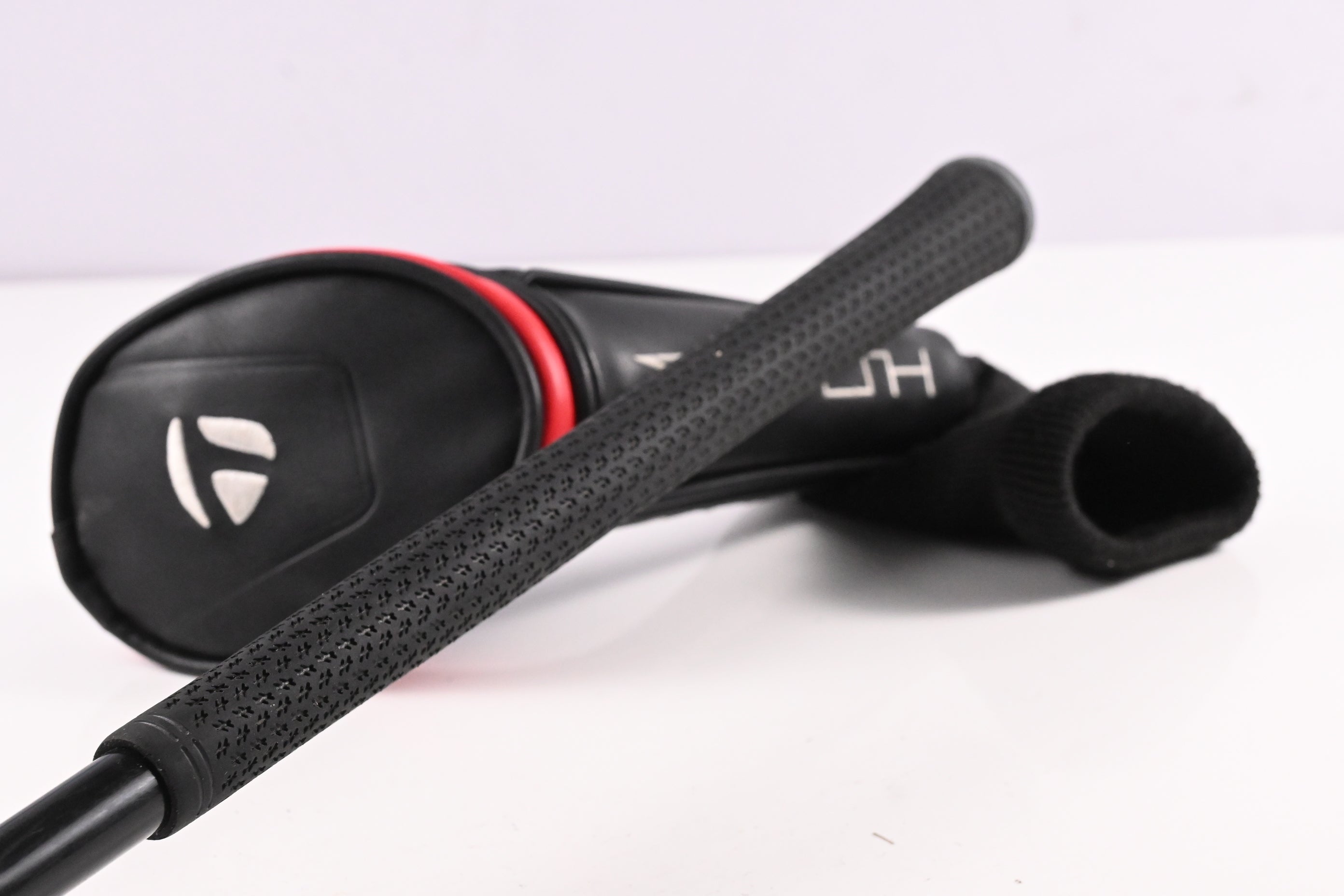 Taylormade Stealth #3 Hybrid / 19 Degree / Regular Flex Fujikura Ventus Red 6
