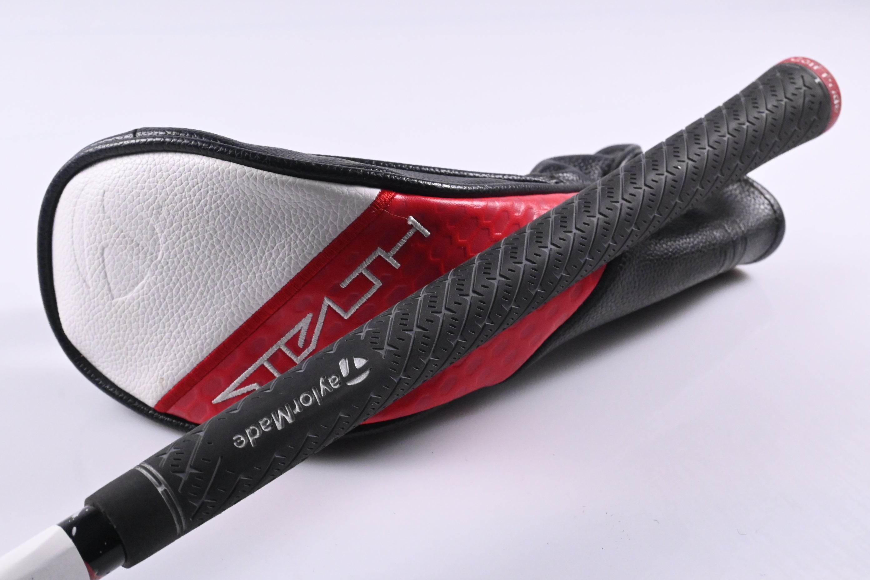 Taylormade Stealth 2 Plus #2 Hybrid / 17 Degree / Stiff Flex Kai'li Red 85 Shaft