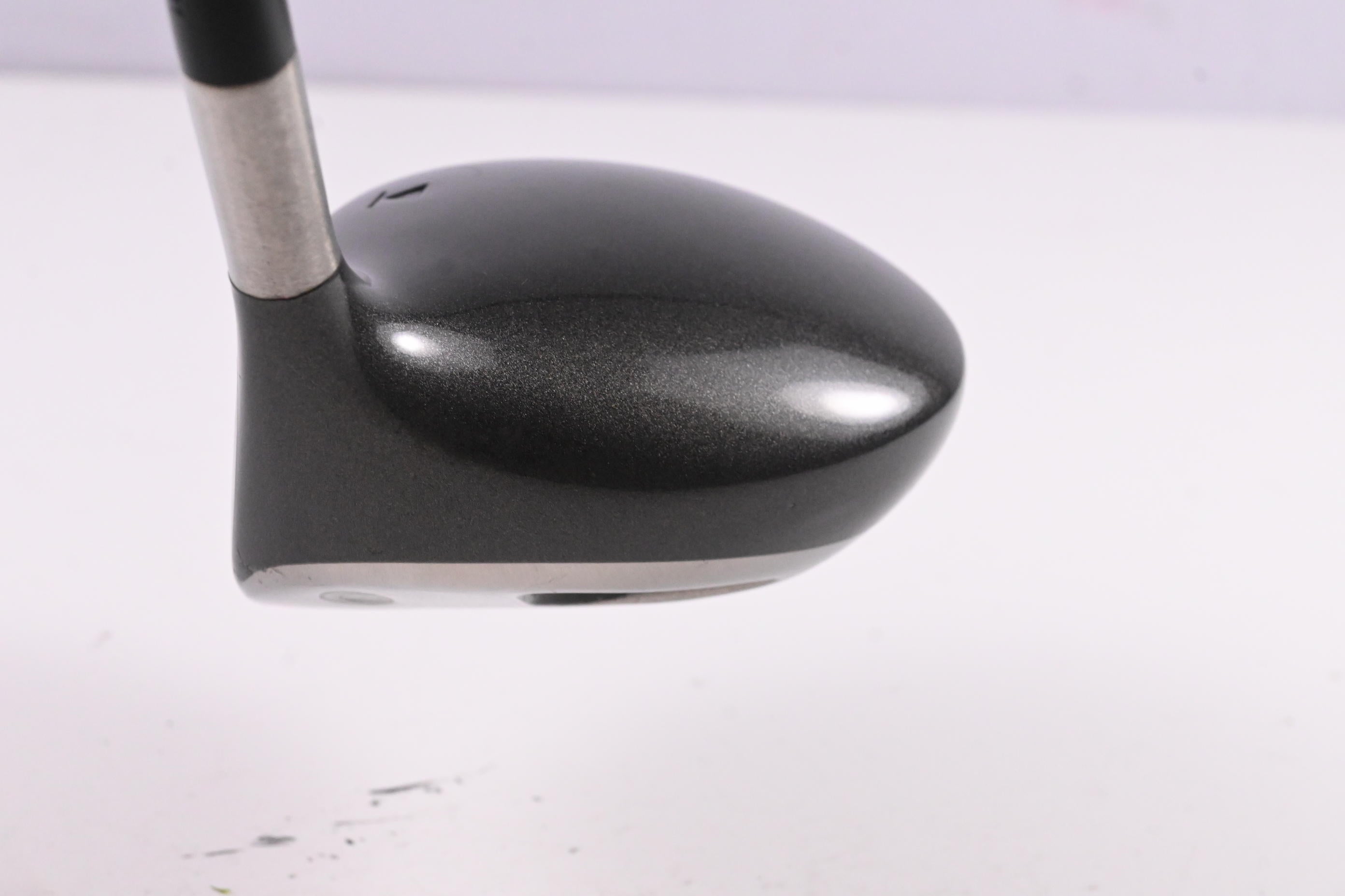 Titleist 975 J Driver / 9.5 Degree / Stiff Flex Graffaloy Pro Lite 35 Shaft