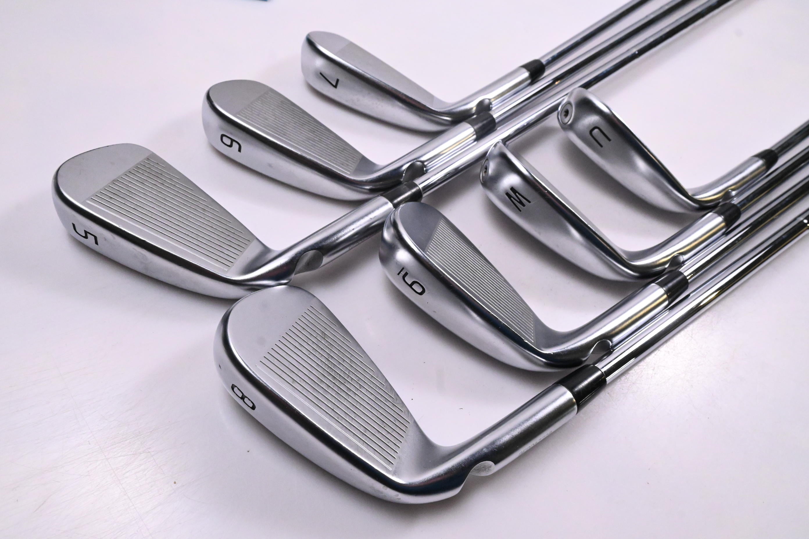 Ping i530 Irons / 5-PW+UW / White Dot / Stiff Flex N.S.PRO Modus 3 Tour 105