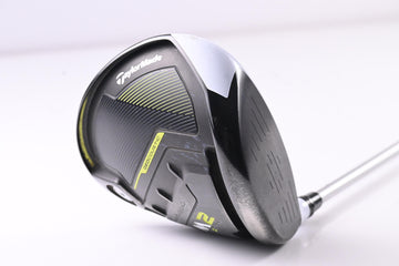 Taylormade M2 D-Type 2017 Driver / 12 Degree / Regular Flex Matrix White Tie 55