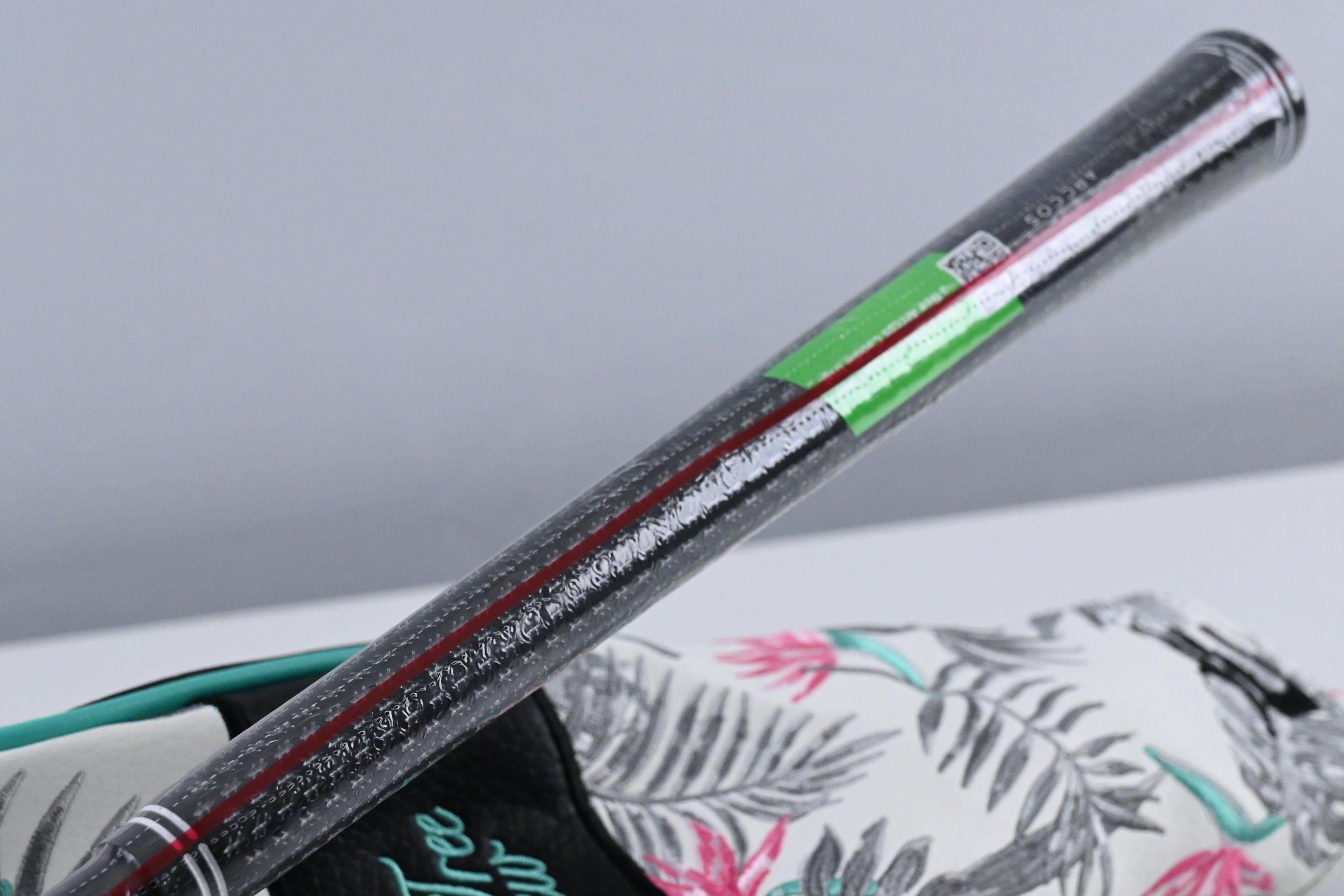 Cobra AeroJet Palm Tree Crew Driver / 10.5 Degree / Stiff Flex Kai'li White 60