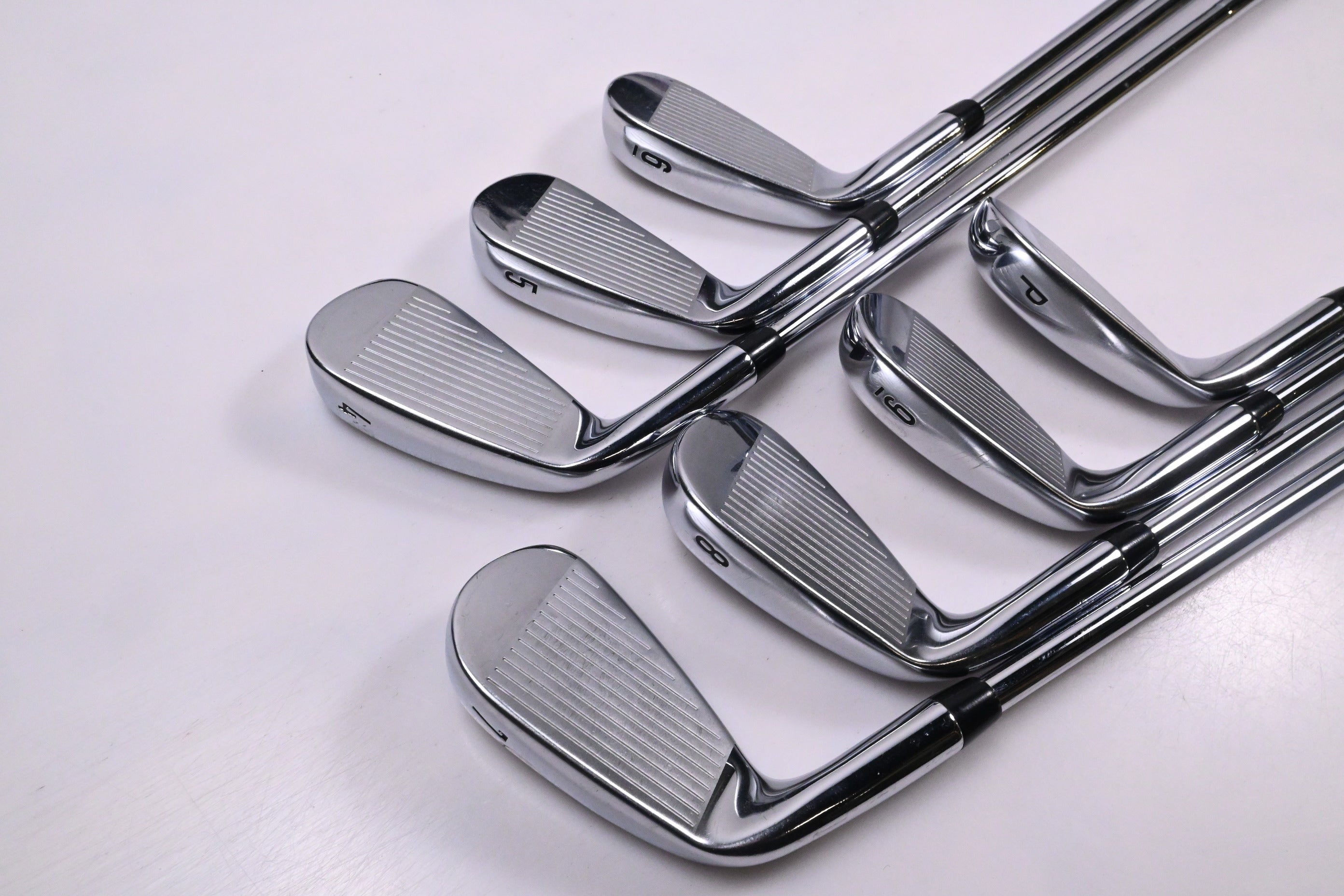 Callaway Mavrik Pro Irons / 4-PW / Stiff Flex Elevate 95 Shafts