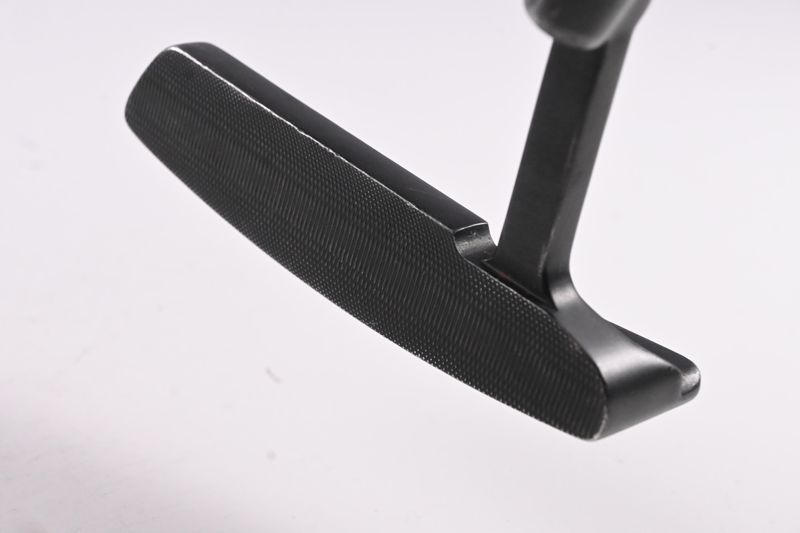 Cleveland Classic Collection Black #1.5 Putter / 34 Inch