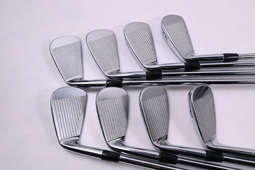 Titleist ZB Forged Irons / 3-PW / Stiff Flex Dynamic Gold S300 Shafts