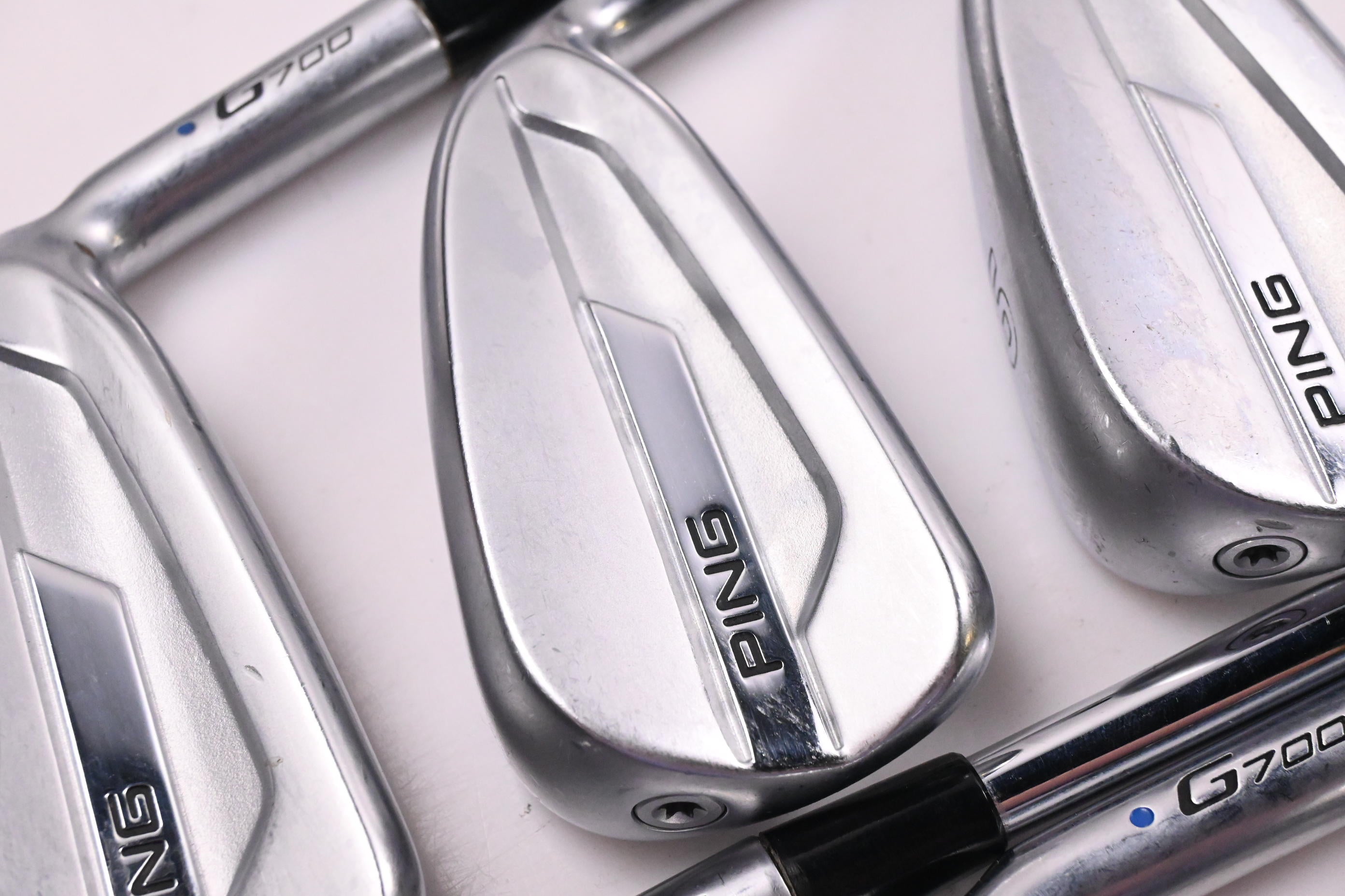 Ping G700 Irons / 4-PW / Blue Dot / Regular Flex Ping AWT 2.0 Shafts