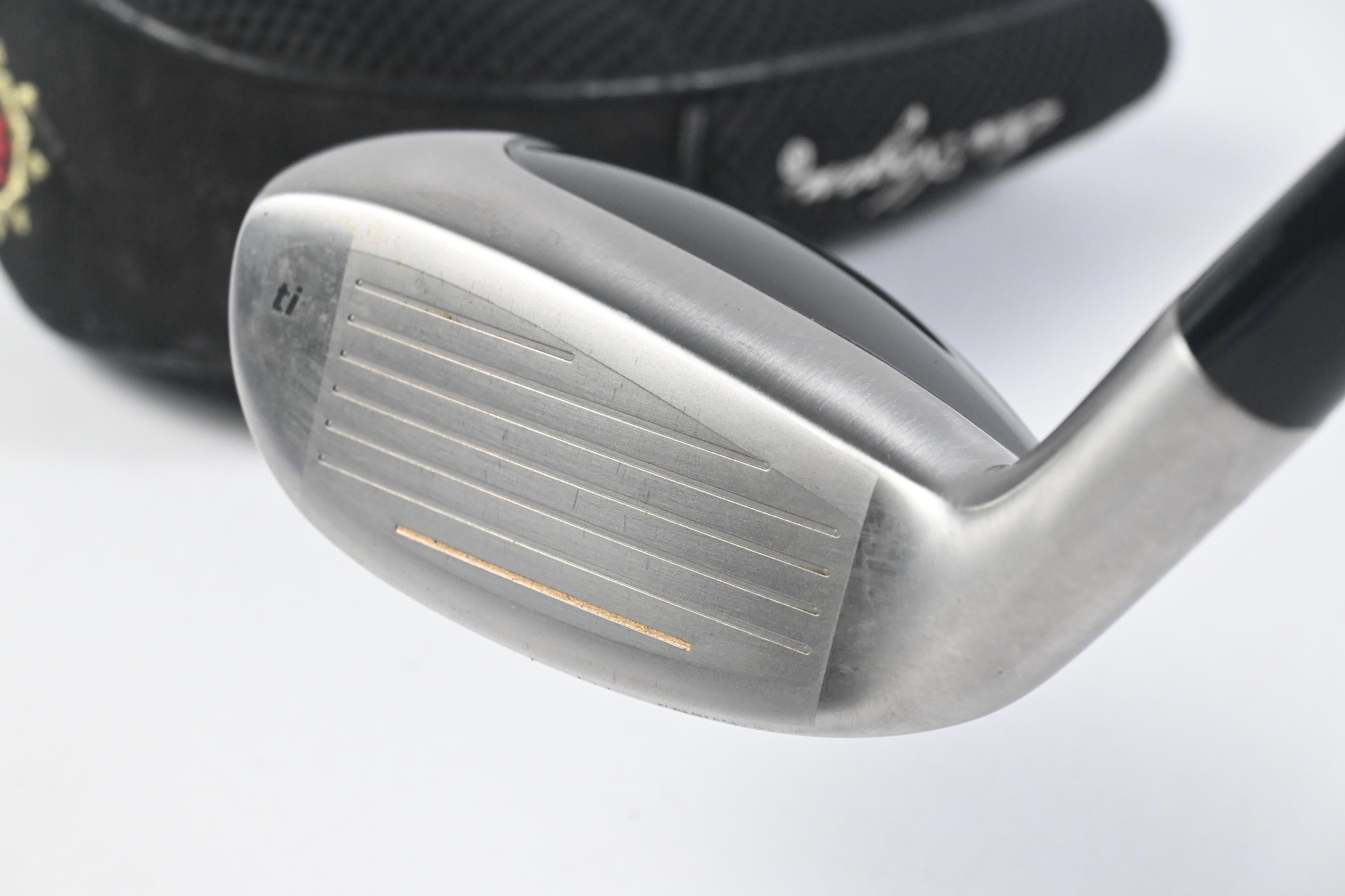 Ben Hogan Edge CFT #4 Hybrid / 24 Degree / Regular Flex Aldila NVS-H 85 Shaft