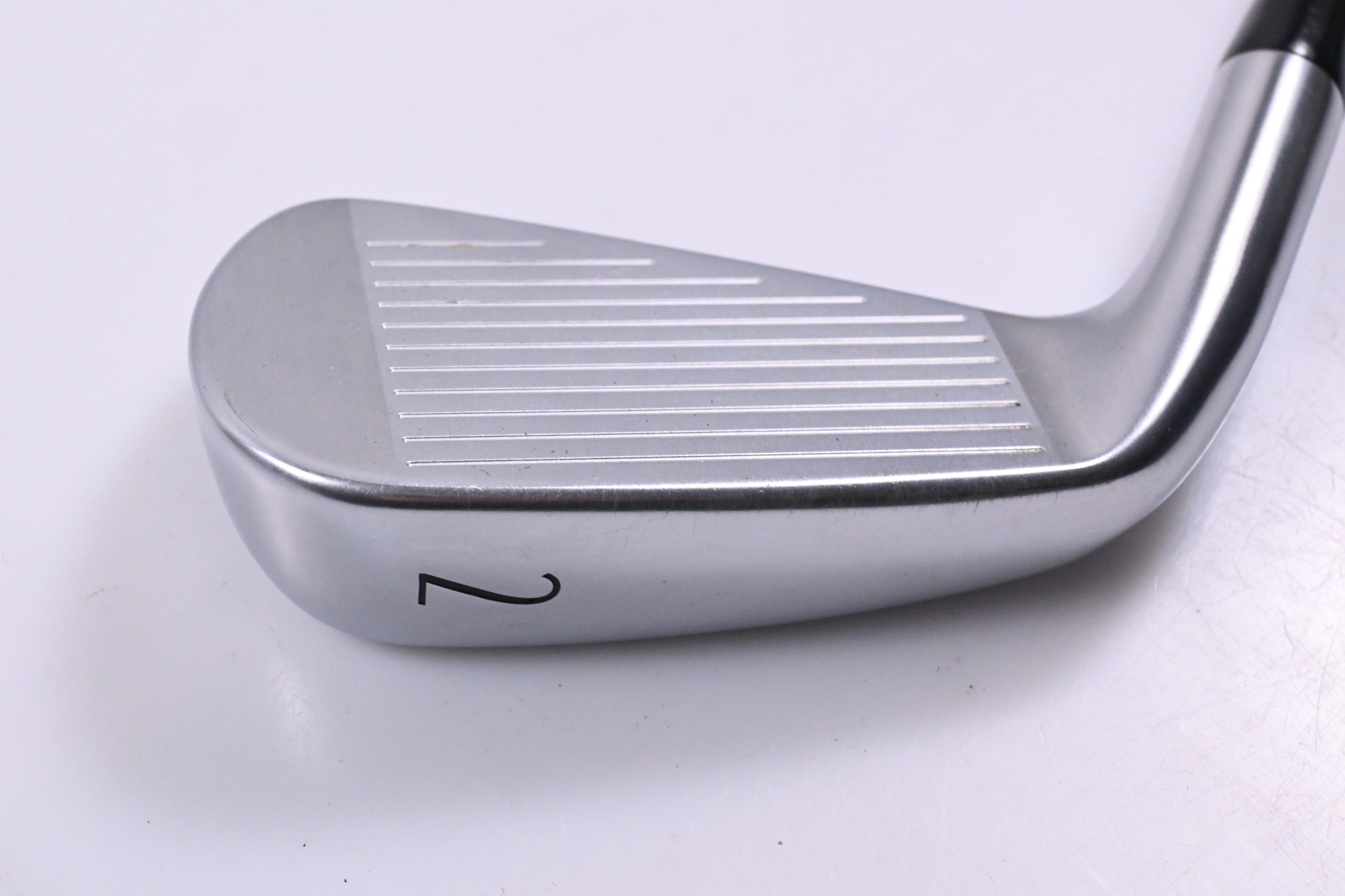 Titleist T250.U #2 Iron / 18 Degree / X-Flex Project X HZRDUS Gen5 Black 80