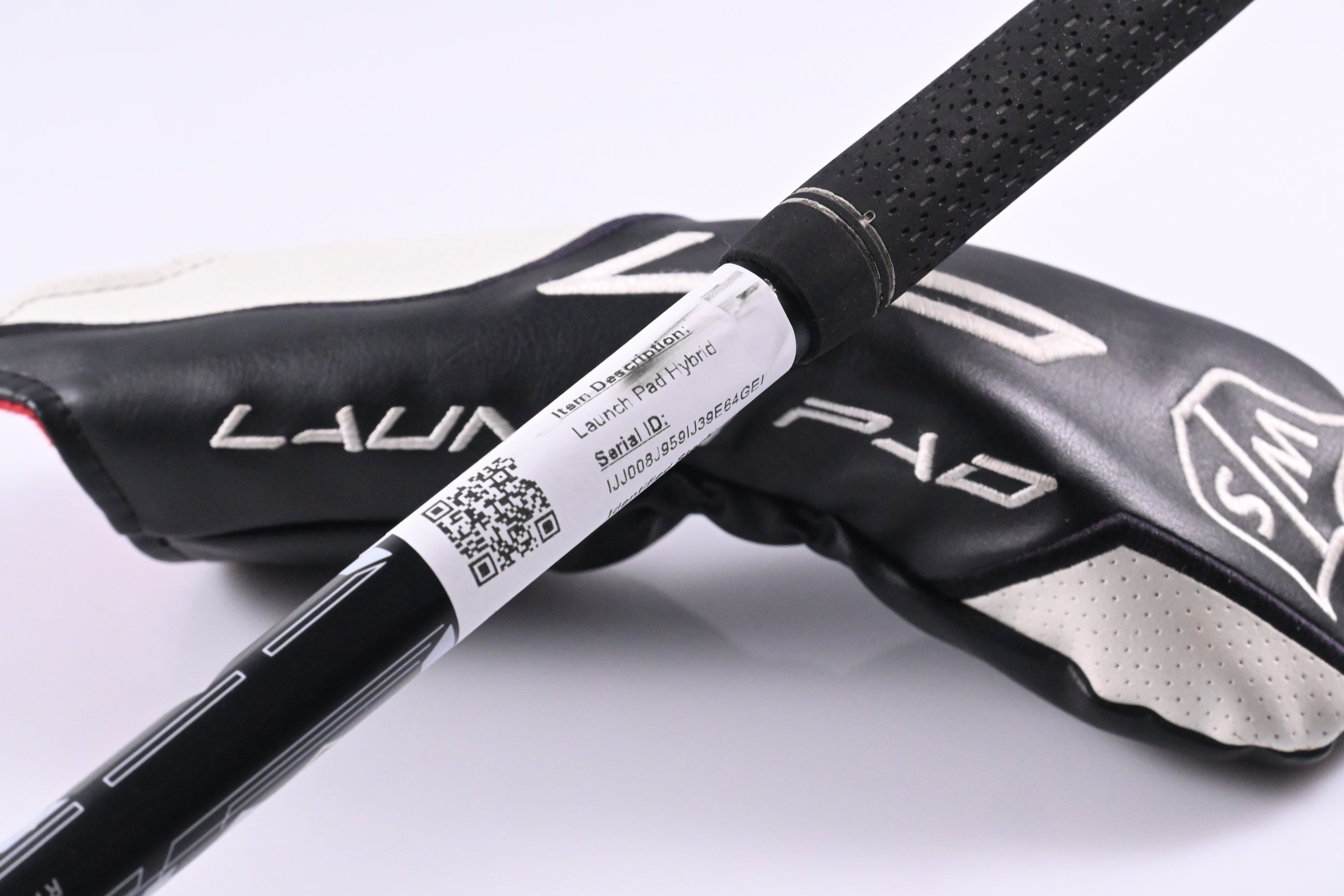 Wilson Launch Pad #3 Hybrid / 19.5 Degree / Regular Flex Helium Black 66g Shaft