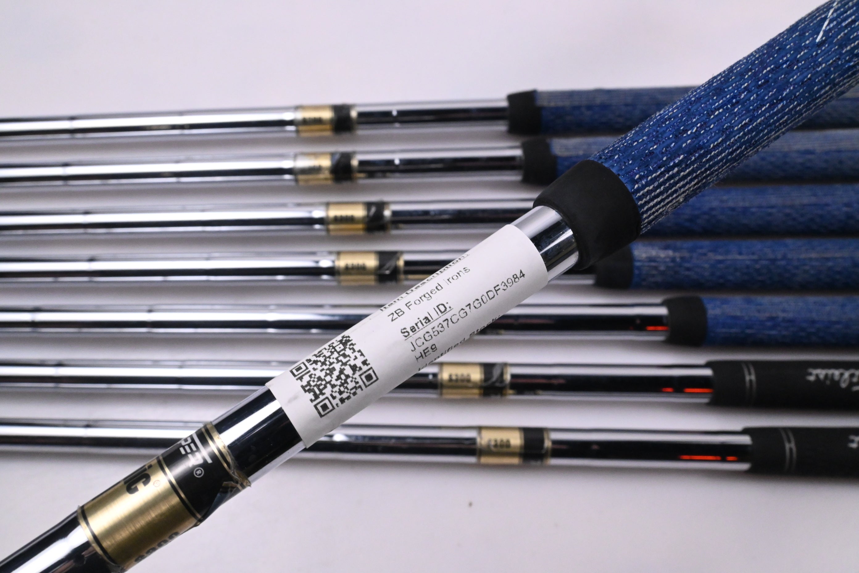 Titleist ZB Forged Irons / 3-PW / Stiff Flex Dynamic Gold S300 Shafts