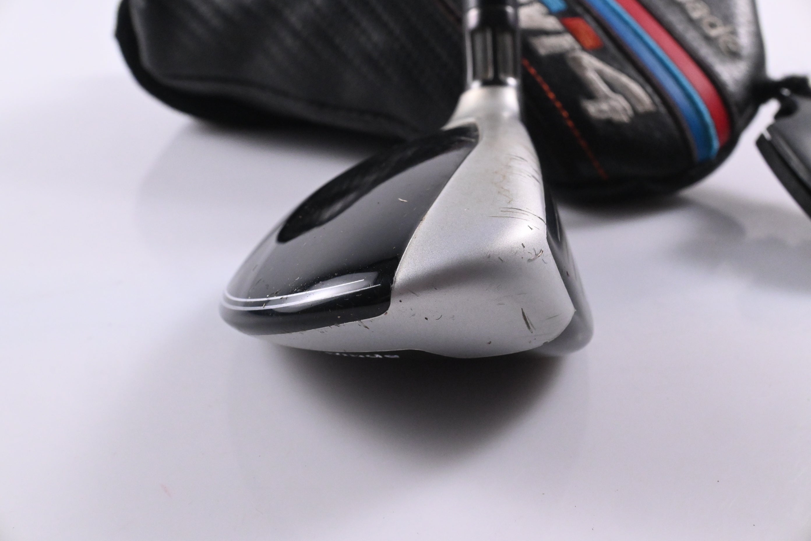 Taylormade M4 #3 Hybrid / 19 Degree / Regular Flex Fujikura Atmos Red 6 Shaft
