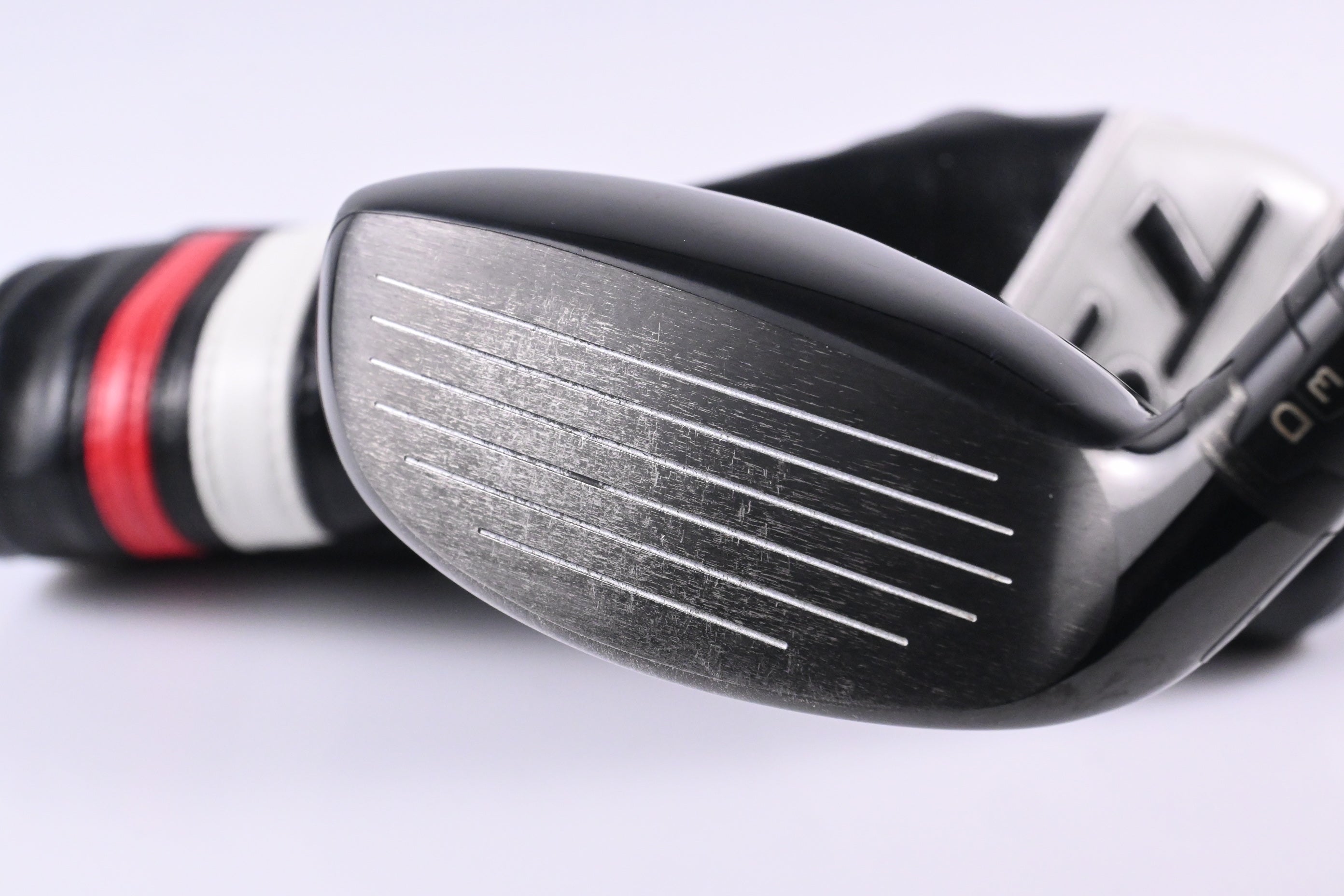 Titleist TS2 #3 Hybrid / 19 Degree / Stiff Flex Tensei AV Series Blue 70 Shaft