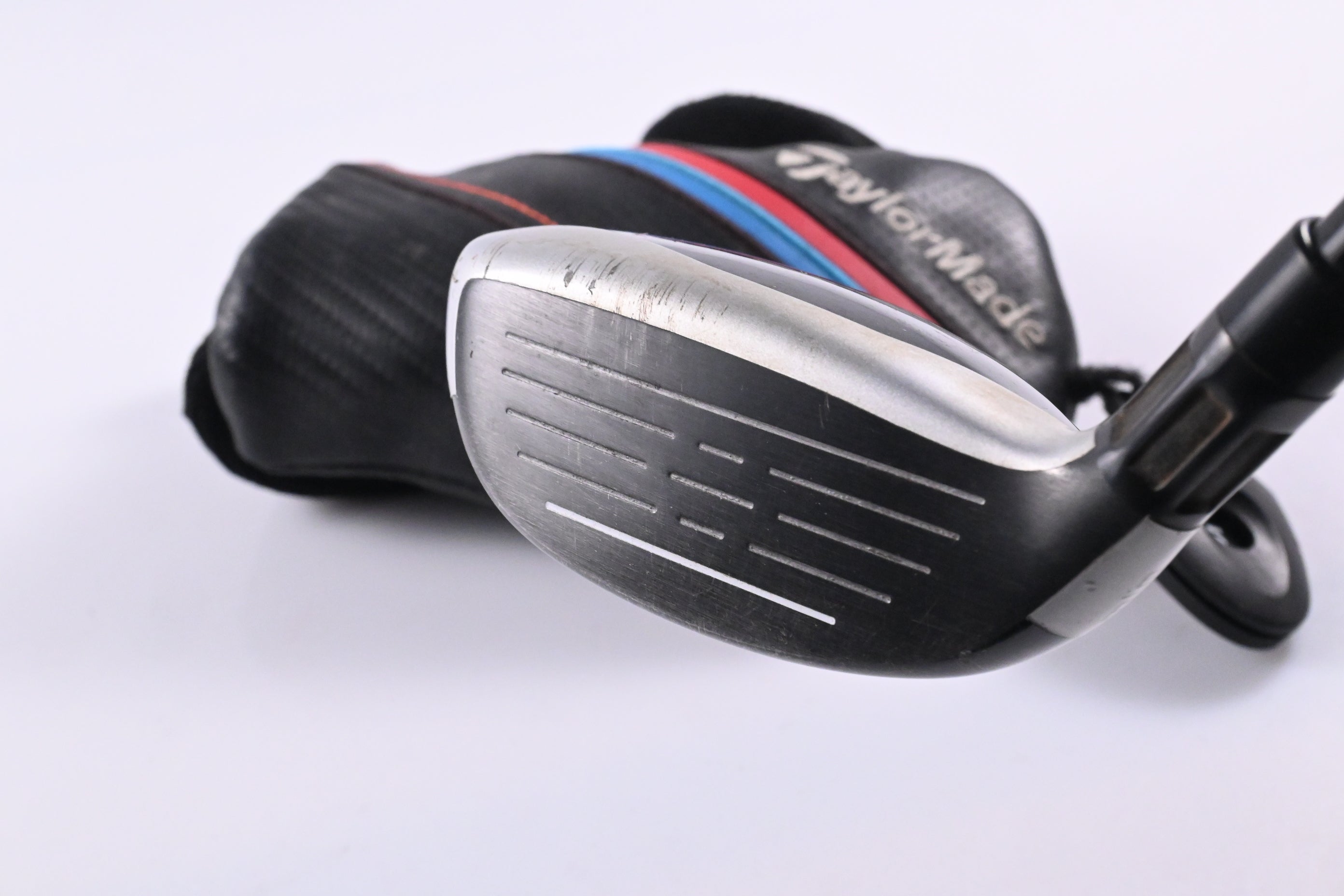 Taylormade M4 #3 Hybrid / 19 Degree / Regular Flex Fujikura Atmos Red 6 Shaft
