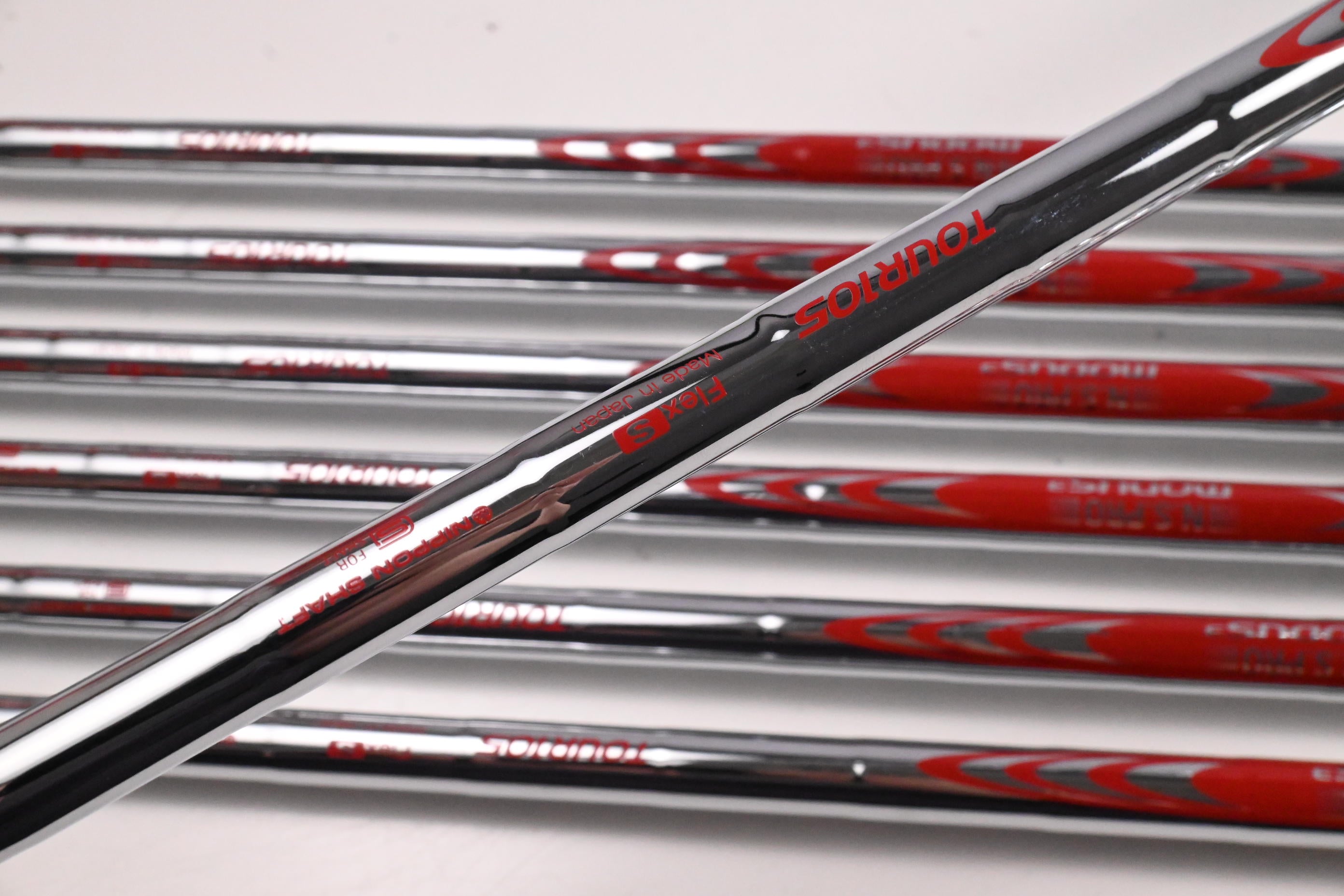 Taylormade P790 2025 Irons / 4-PW / Stiff Flex NS Pro Modus 3 105 Shafts