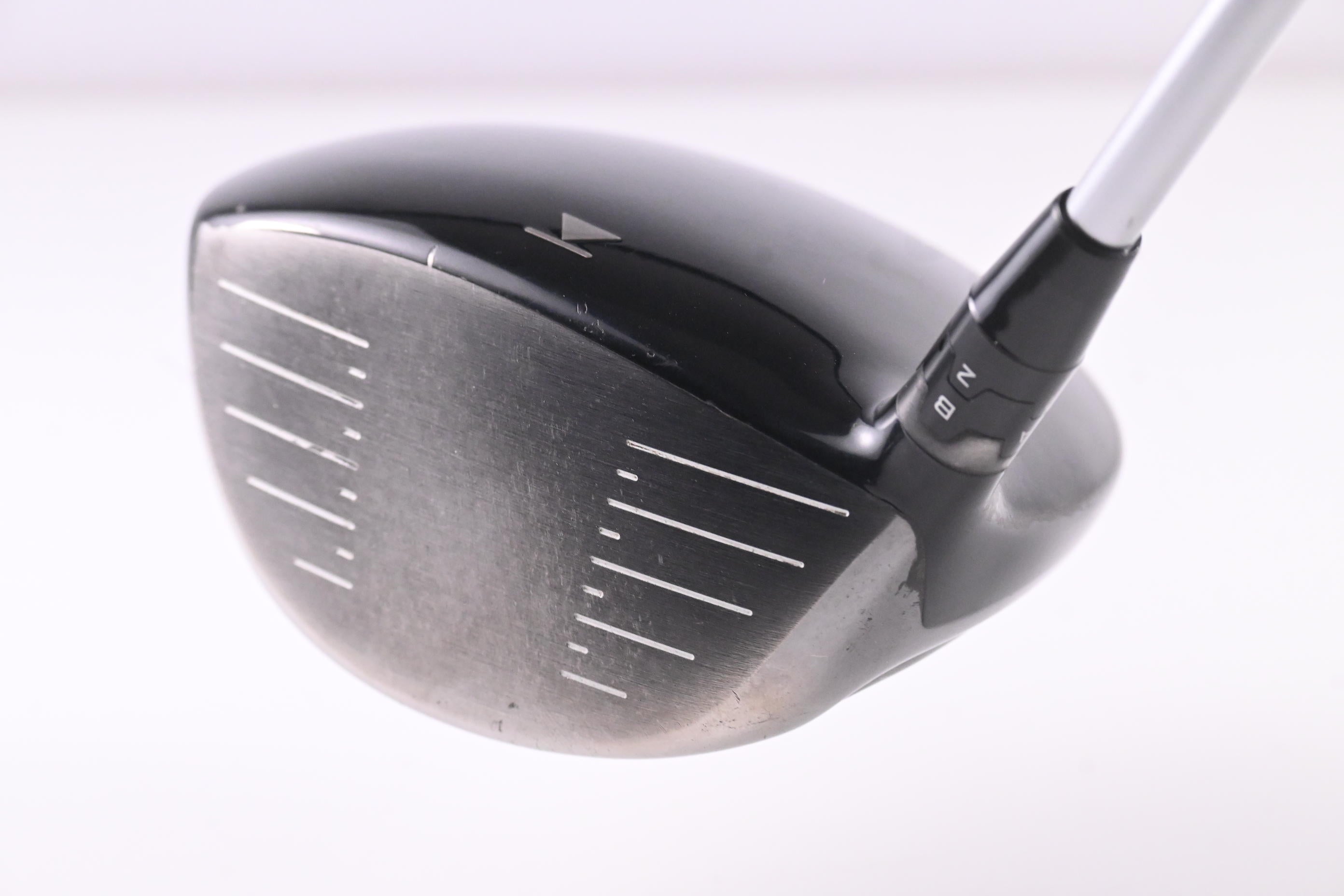 Titleist 910 D2 Driver / 10.5 Degree / Stiff Flex Aldila Ascent Red 60 Shaft