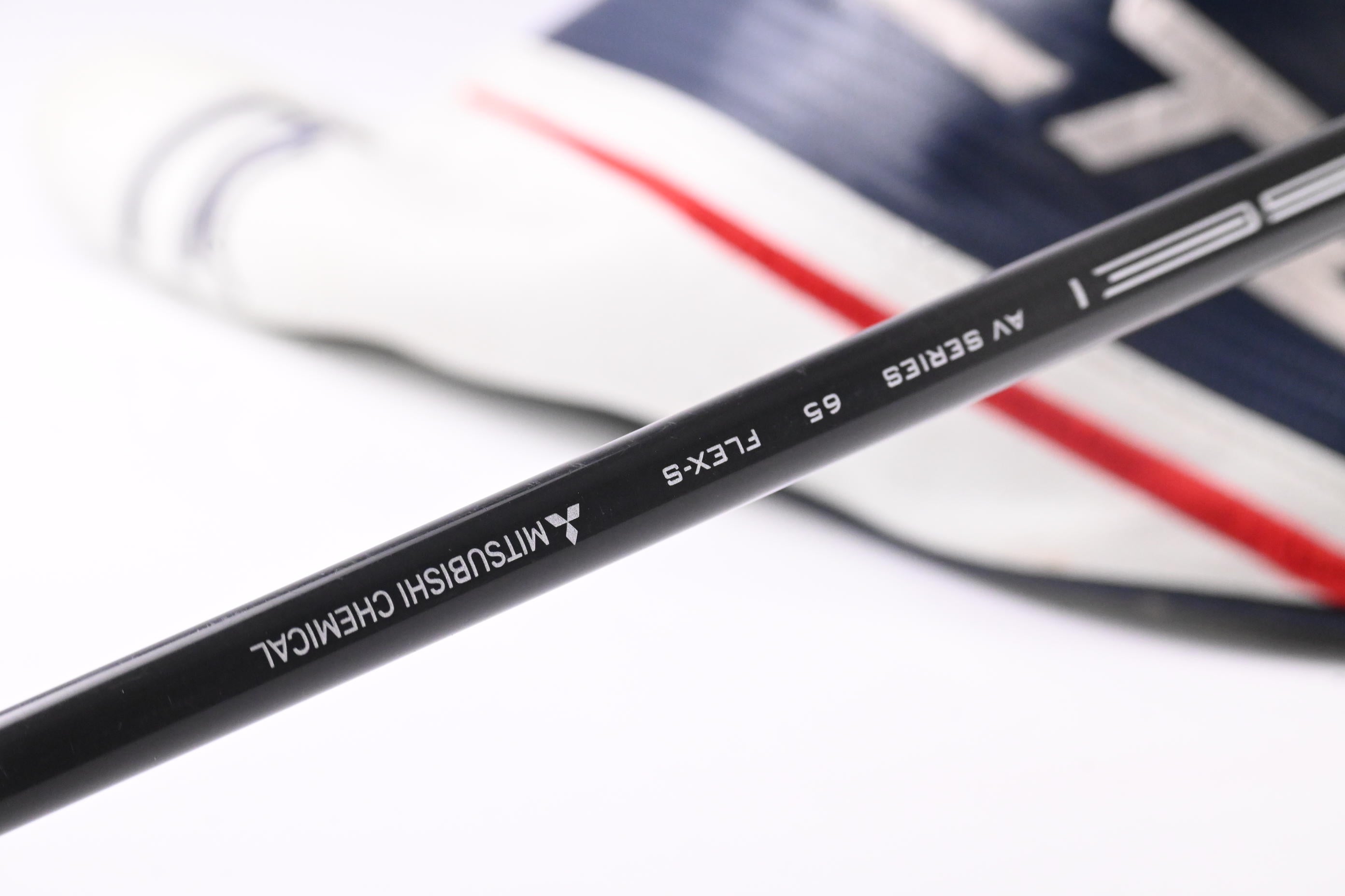Cobra LTDx LS Driver / 9 Degree / Stiff Flex Tensei AV Raw White 65 Shaft