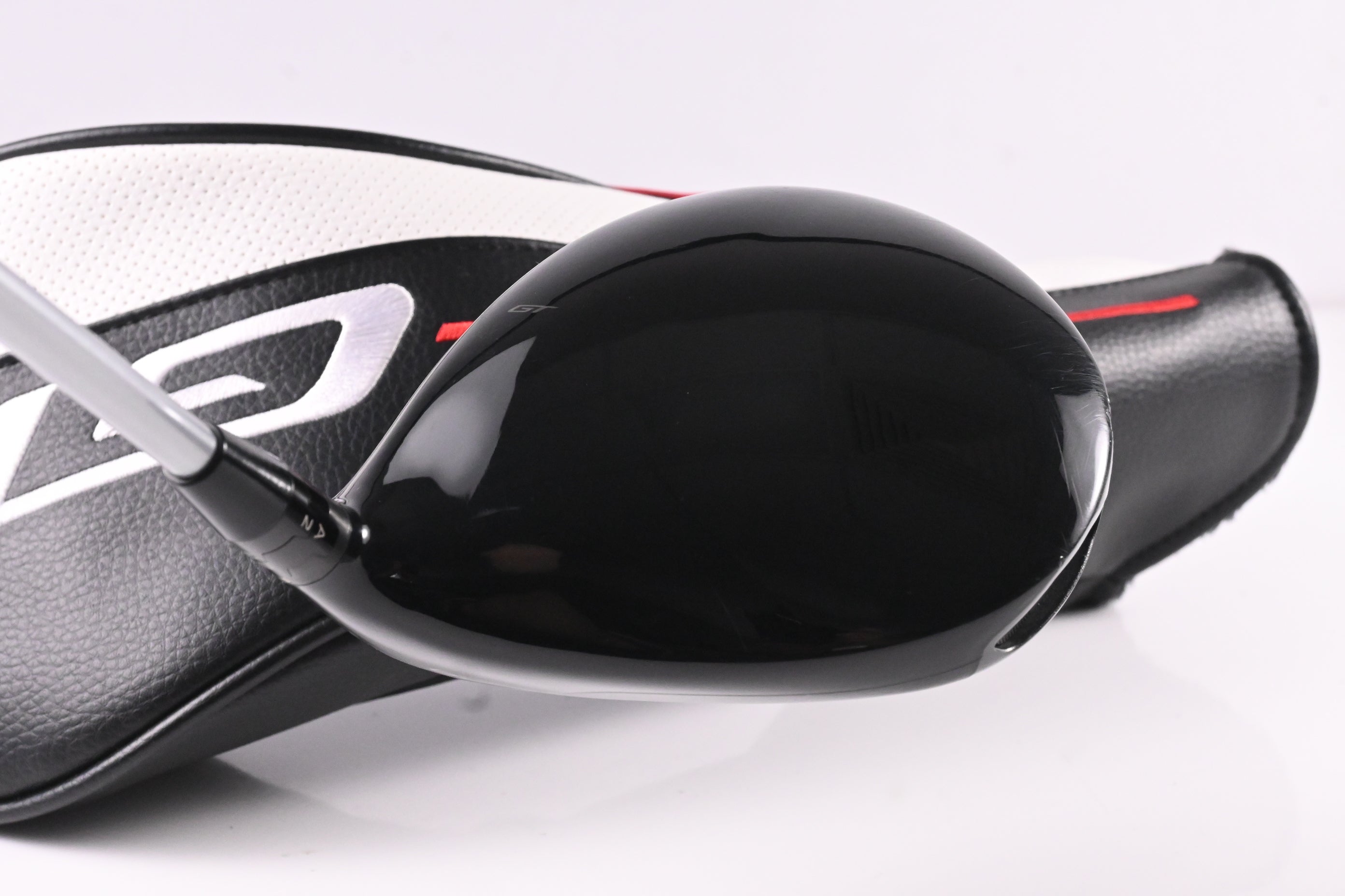 Titleist GT2 Driver / 9 Degree / Senior Flex Fujikura Air Speeder 40 Shaft