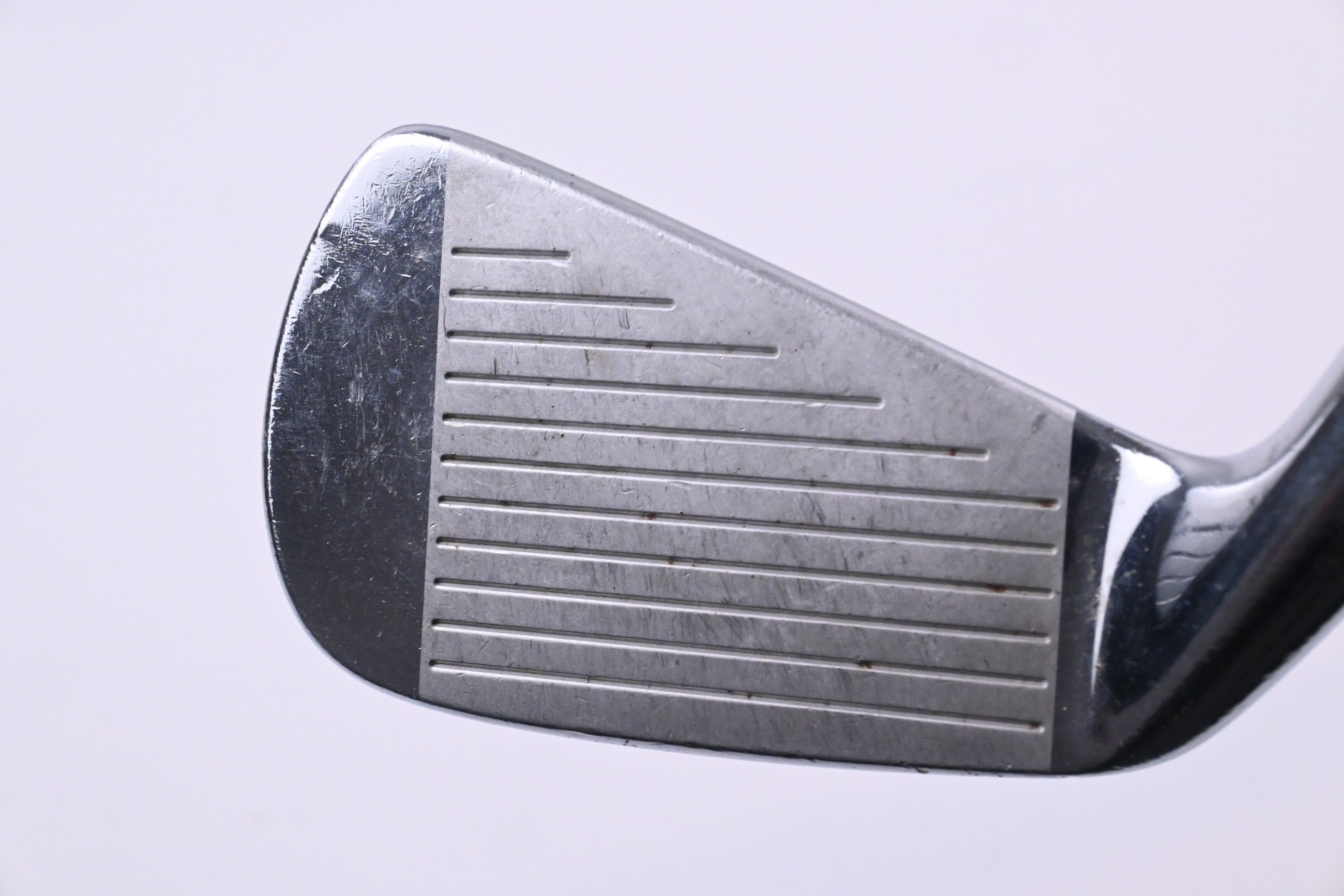 Titleist 695CB #4 Iron / 23 Degree / Stiff Flex Dynamic Gold S300 Shaft