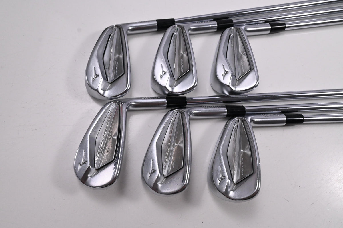 Mizuno JPX 919 Forged Irons / 5-PW / Regular Flex Project X LZ 115 Shafts