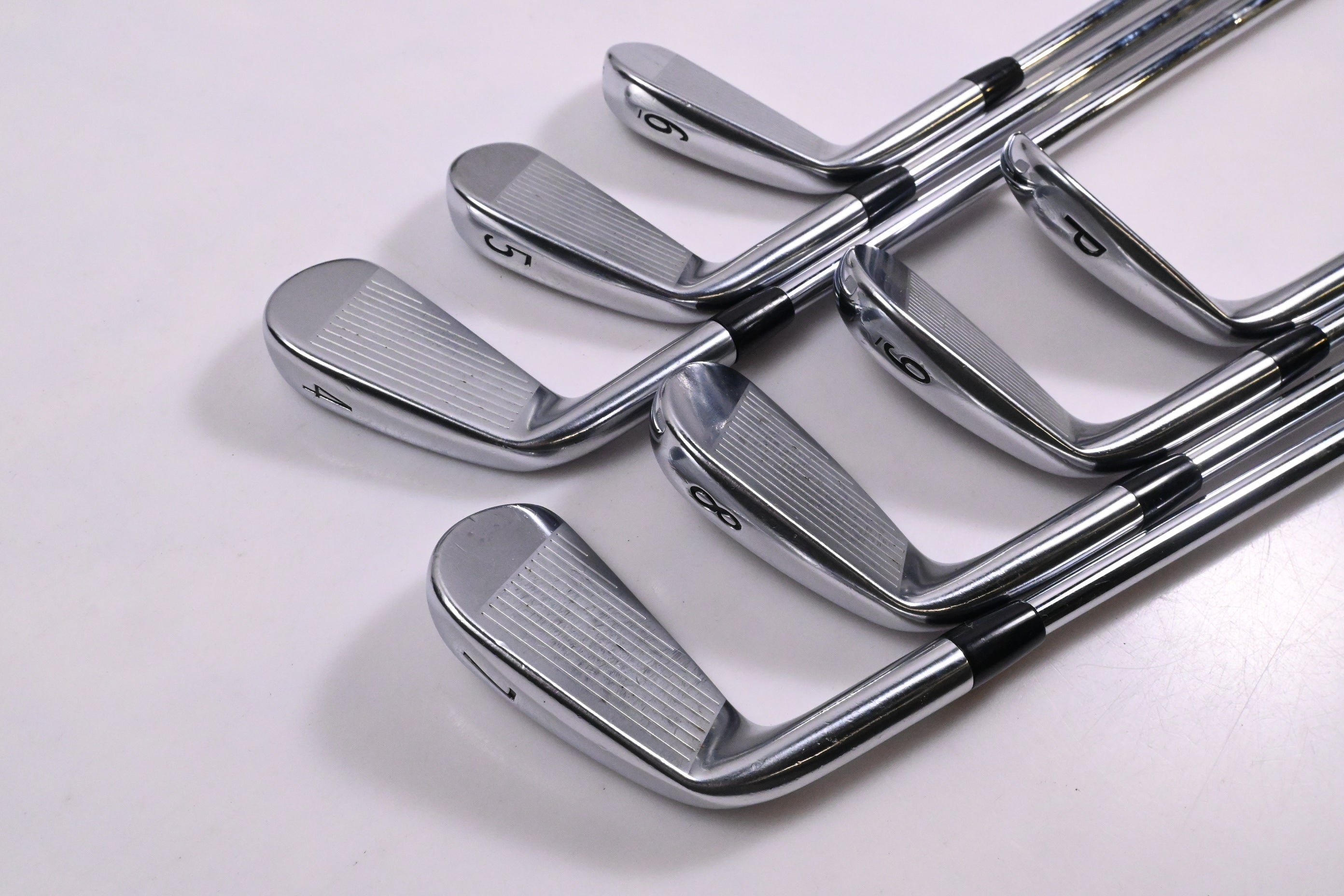 Titleist 716 CB Irons / 4-PW / Stiff Flex Dynamic Gold AMT S300 Shafts