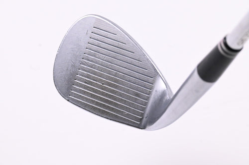Cleveland 588 RTX Gap Wedge / 52 Degree / Wedge Flex Dynamic Gold Shaft