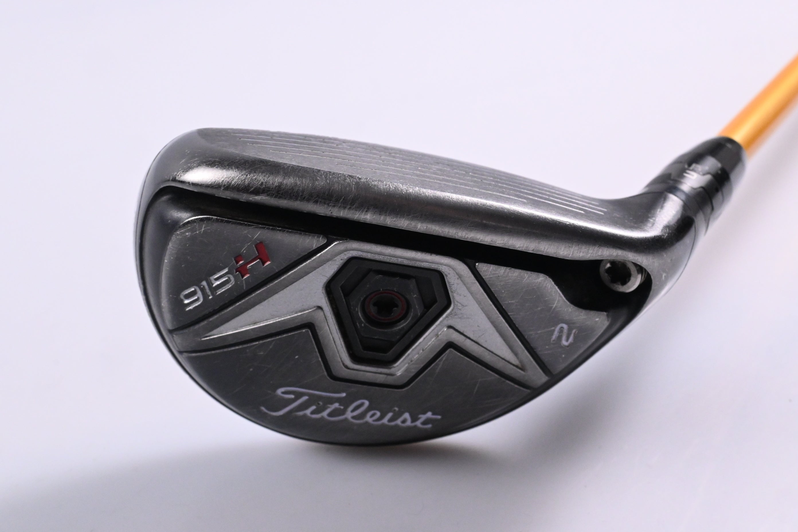 Titleist 915H #2 Hybrid / 18 Degree / X-Flex UST Mamiya ProForce Axiv Core 85