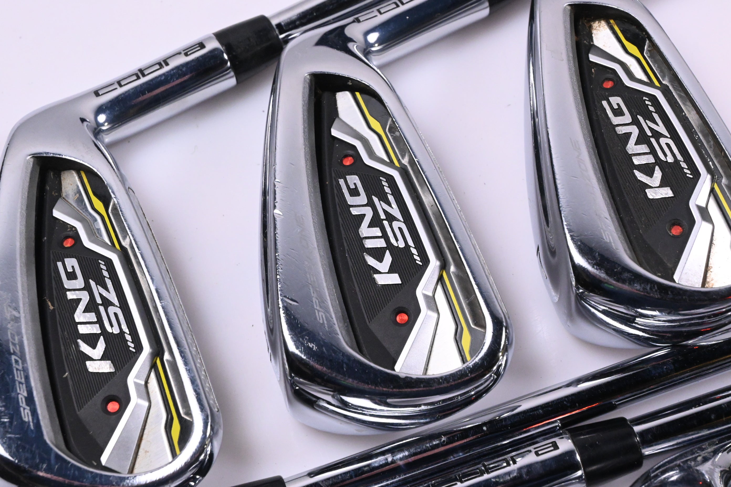 Cobra King Speedzone Irons / 5-PW+SW / Regular Flex KBS Tour 90 Shafts