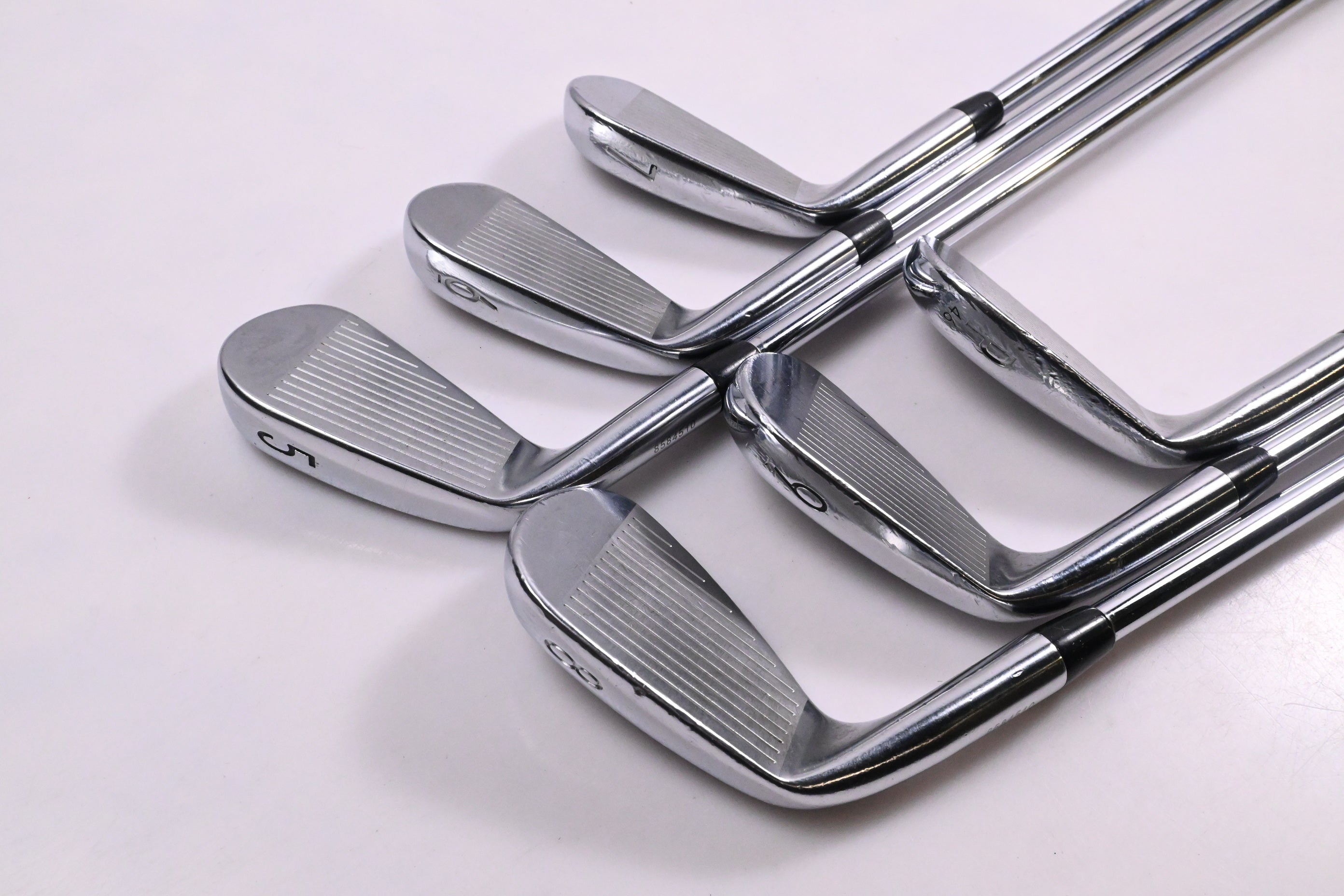 Titleist T100 2019 Irons / 5-PW / Regular Flex AMT Black R300 Shafts