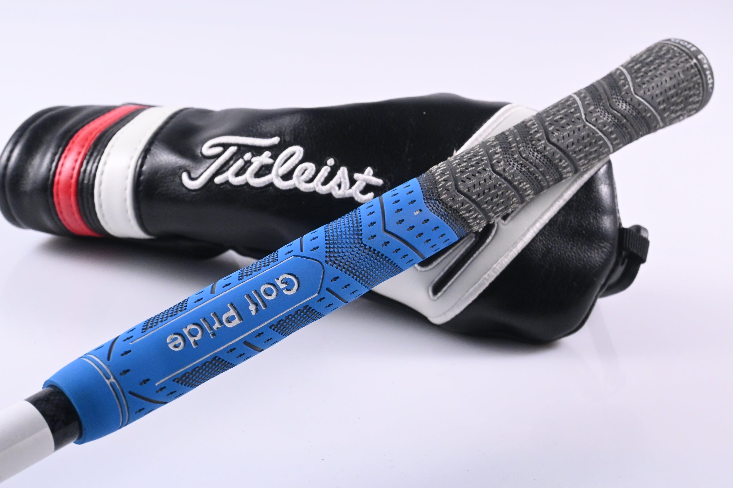 Titleist TS2 #3 Hybrid / 19 Degree / Stiff Flex Tensei AV Series Blue 70 Shaft