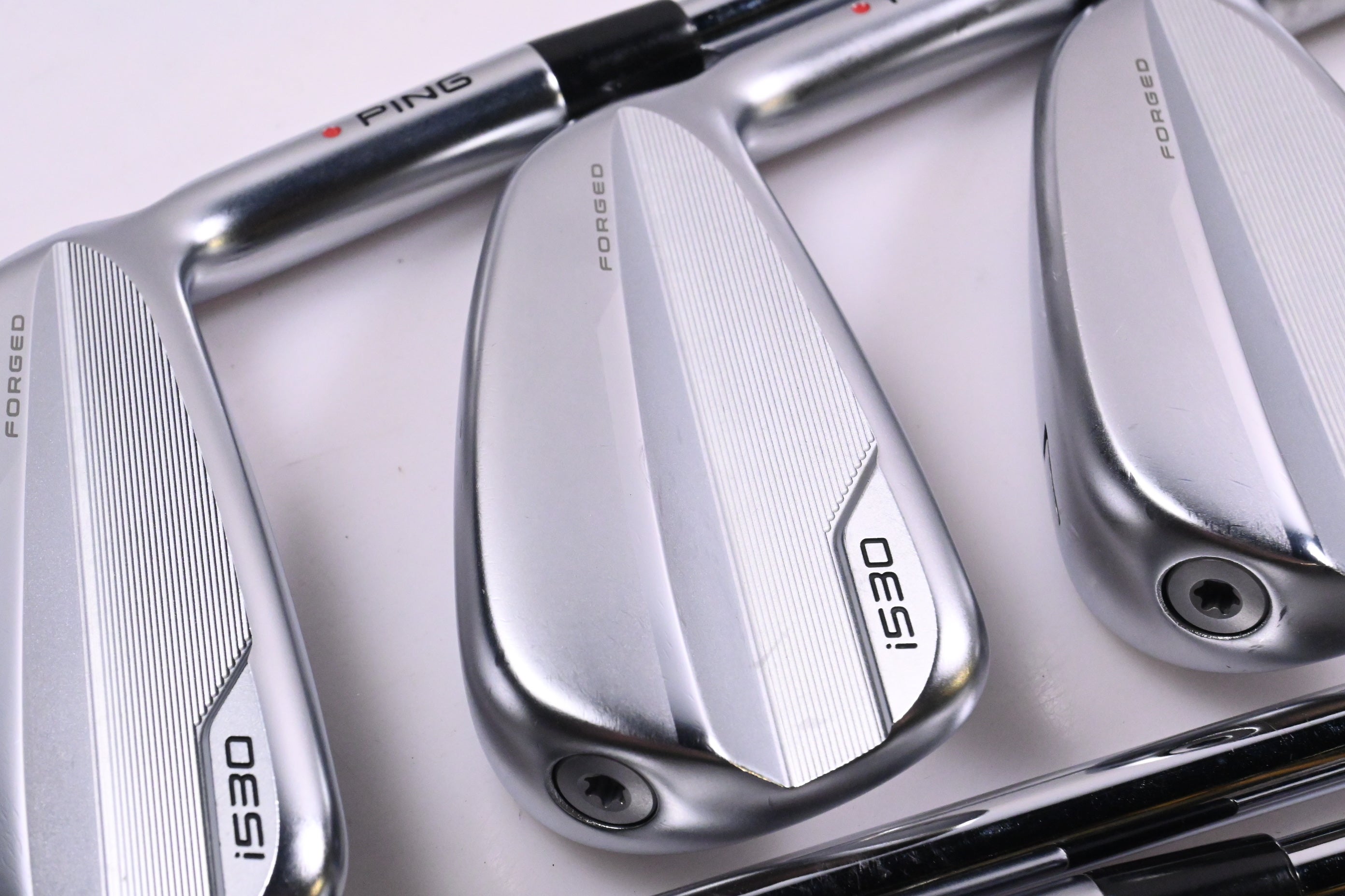 Ping i530 Irons / 5-PW+GW / Red Dot / Regular Flex N.S.Pro Modus³ Tour 105