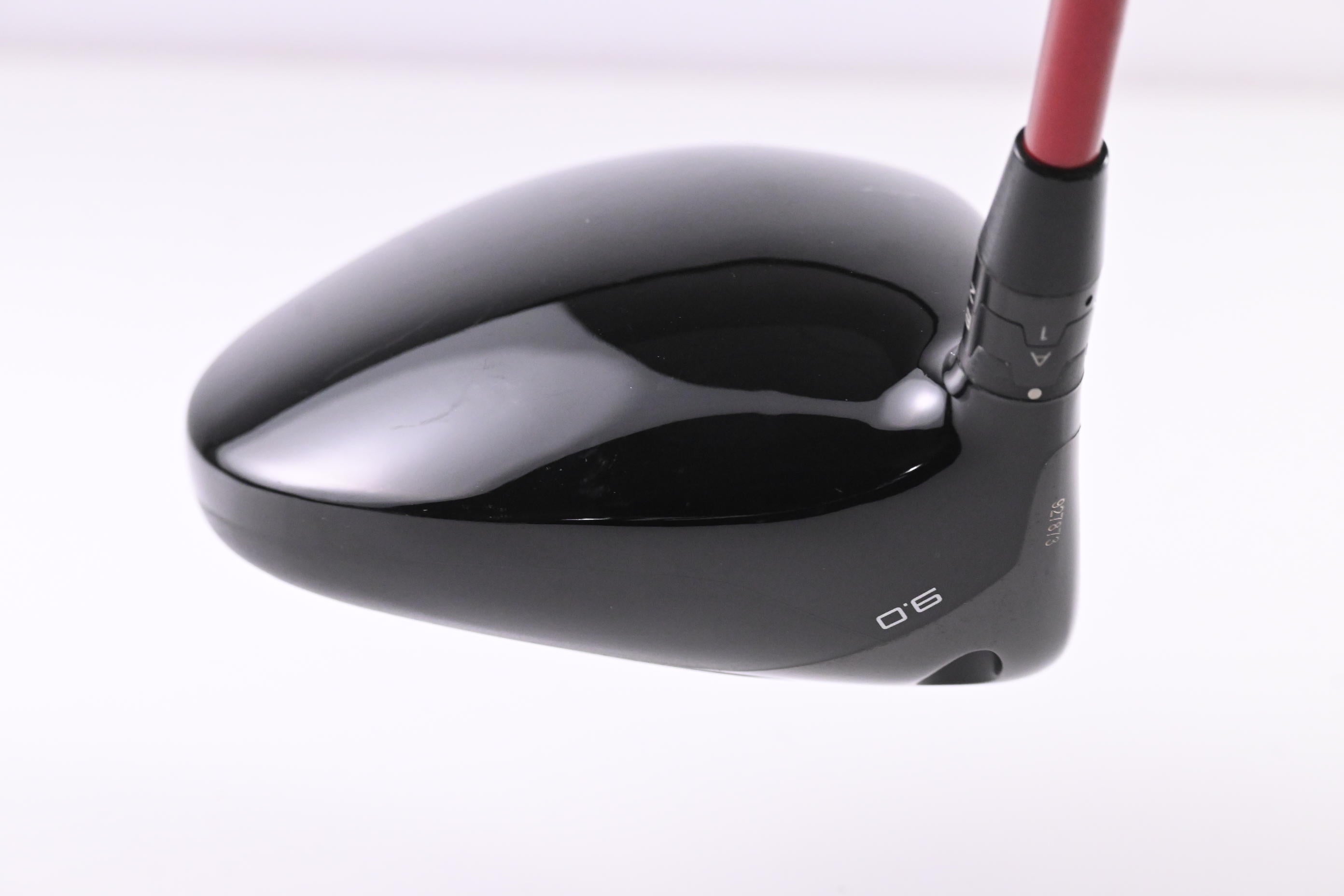 Left Hand Titleist GT3 Driver / 9 Degree / Regular Flex Project X Denali Red 50