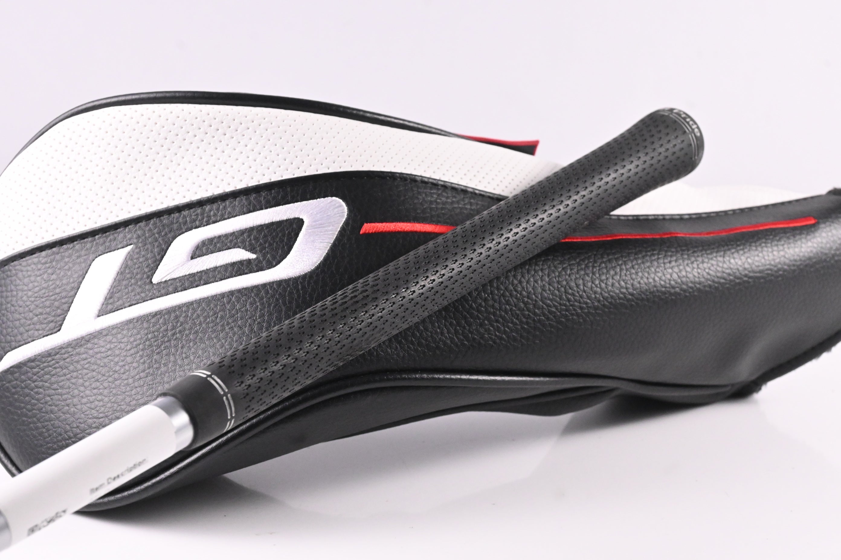 Titleist GT2 Driver / 9 Degree / Senior Flex Fujikura Air Speeder 40 Shaft