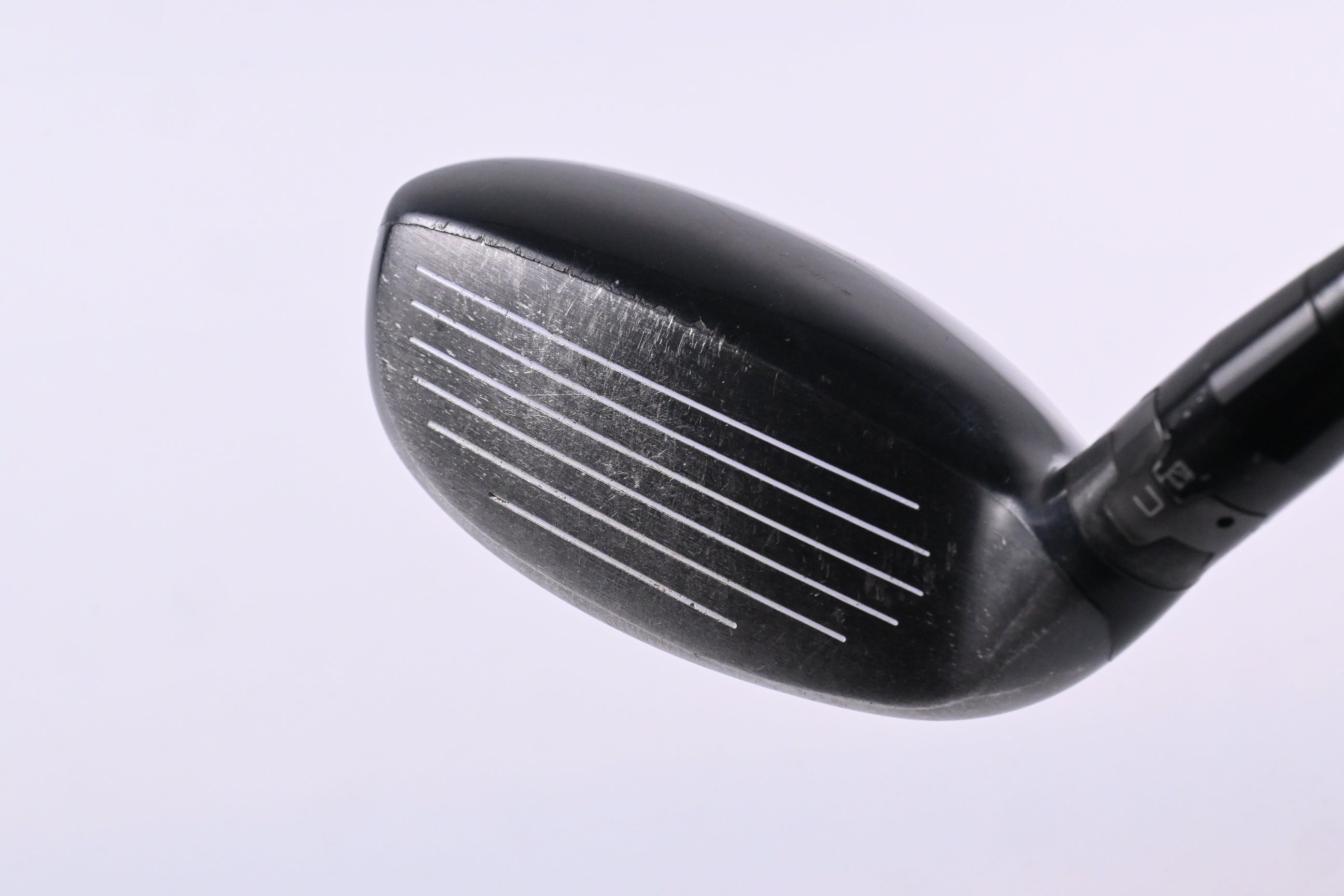 Titleist 915H #2 Hybrid / 18 Degree / X-Flex UST Mamiya ProForce Axiv Core 85
