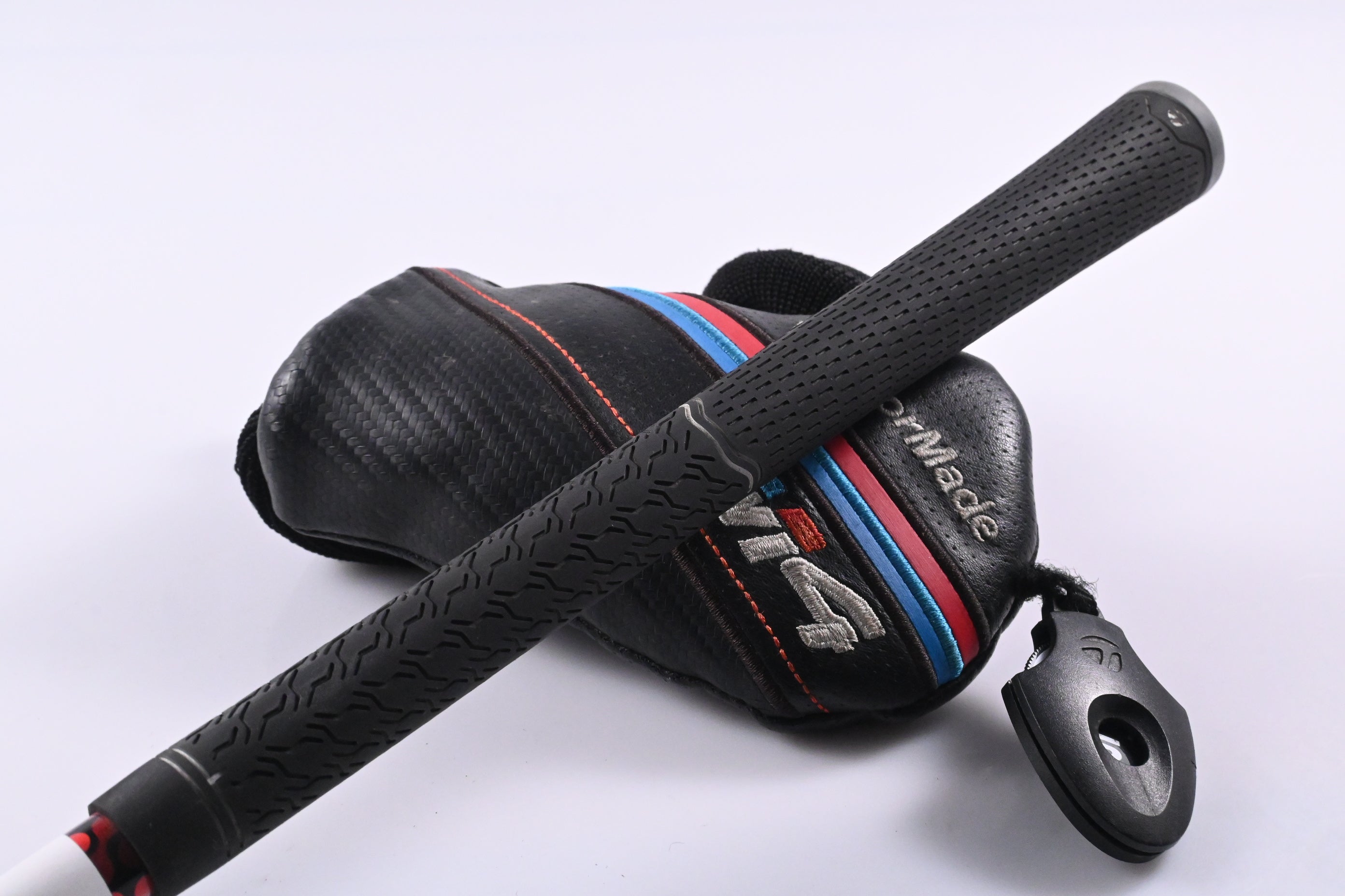 Taylormade M4 #3 Hybrid / 19 Degree / Regular Flex Fujikura Atmos Red 6 Shaft