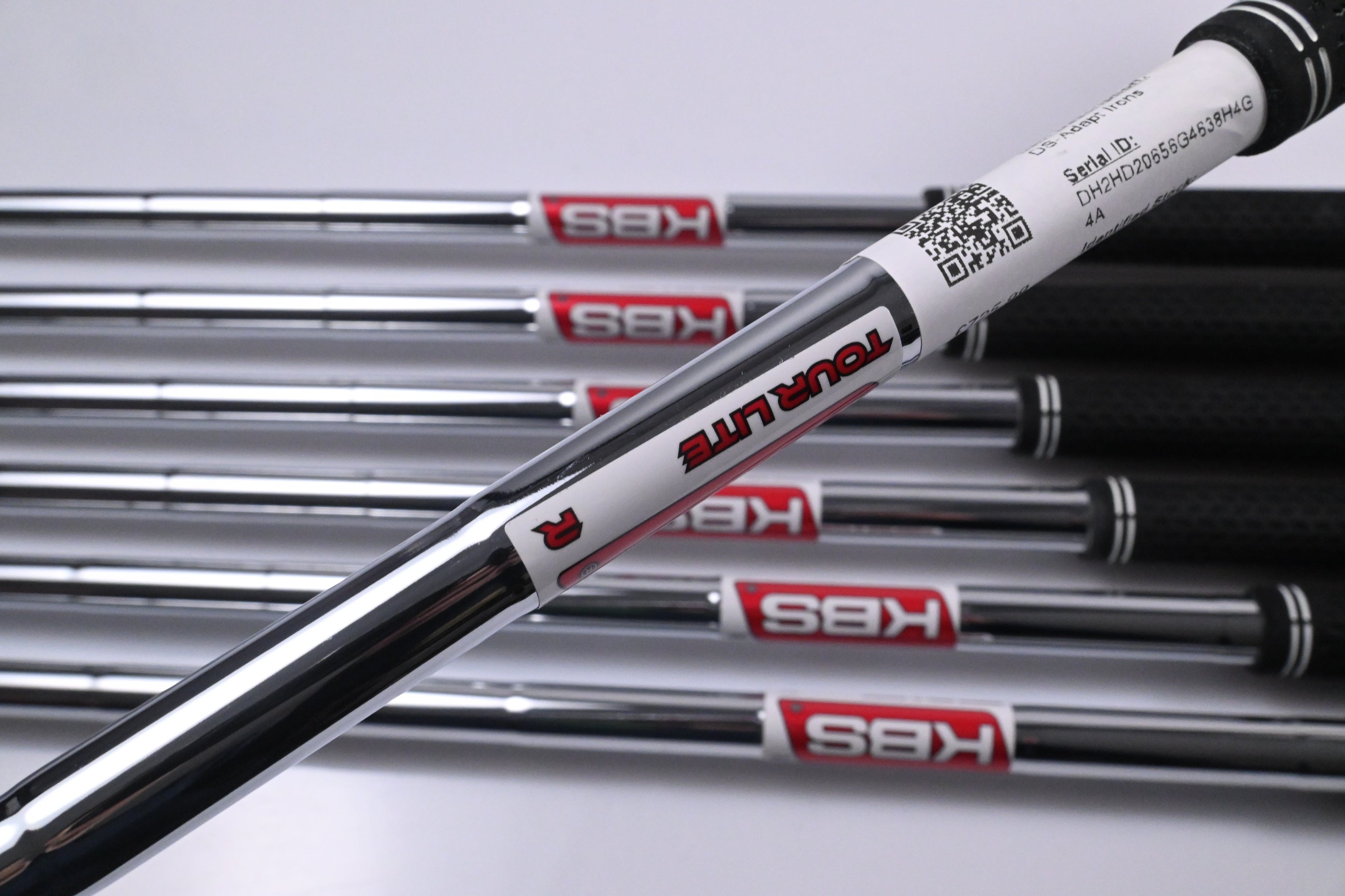 Cobra DS-Adapt Irons / 4-PW / Regular Flex KBS Tour Lite Shafts