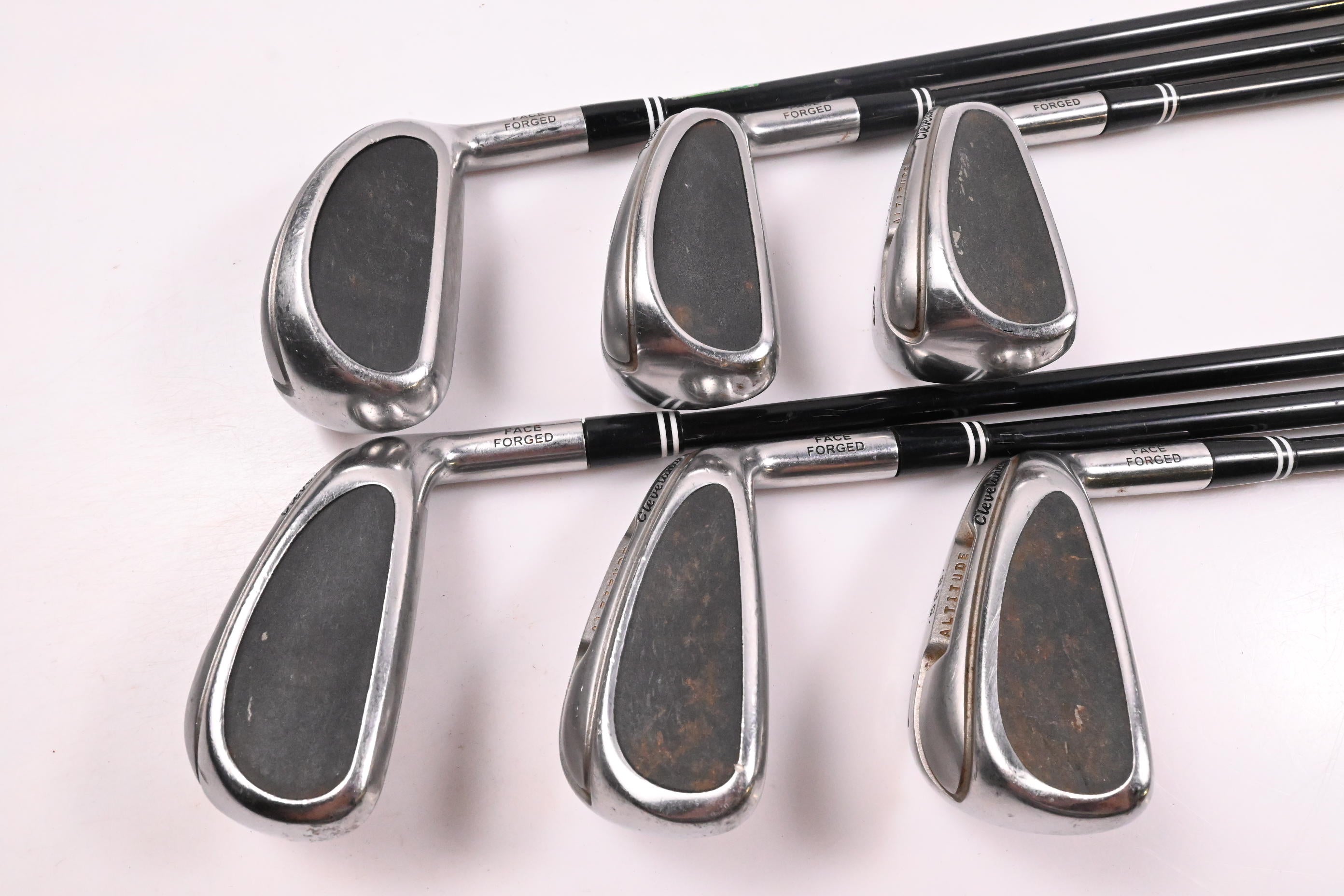 Cleveland 588 Altitude Irons / 6-PW+GW / Regular Flex ActionLite 55 Shafts