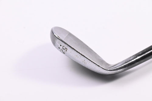 Cleveland 588 RTX Custom Gap Wedge / 52 Degree / Wedge Flex Steel Shaft