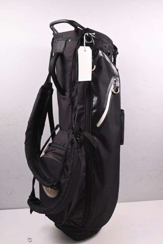 Taylormade Stand Bag / 4-Way Divider / Black