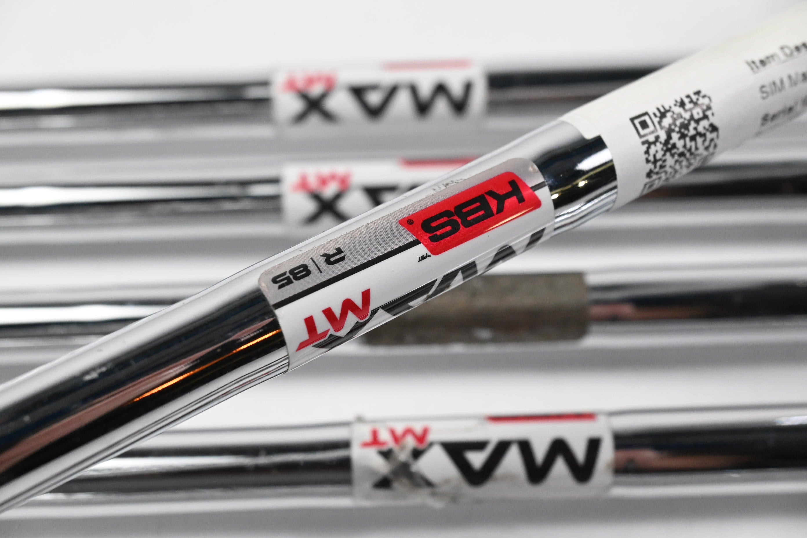 Taylormade SIM Max Irons / 4-PW / Regular Flex KBS MAX MT 85 Shafts