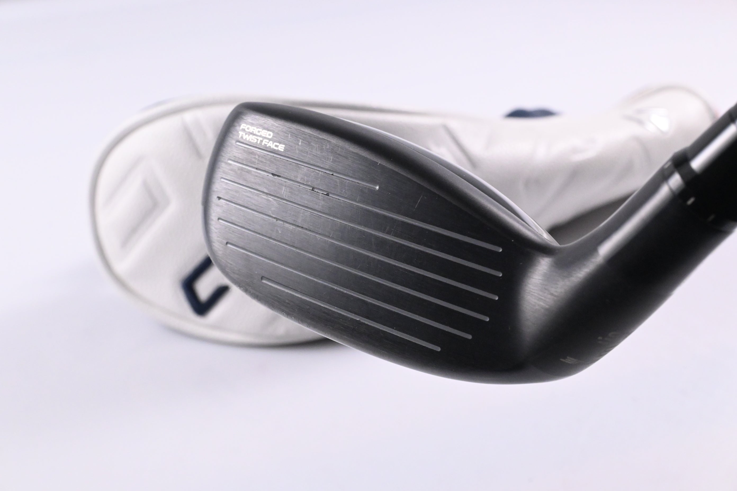 Taylormade Qi10 Tour #3 Hybrid / 19.5 Degree / Stiff Flex Tensei AV Limited Blue