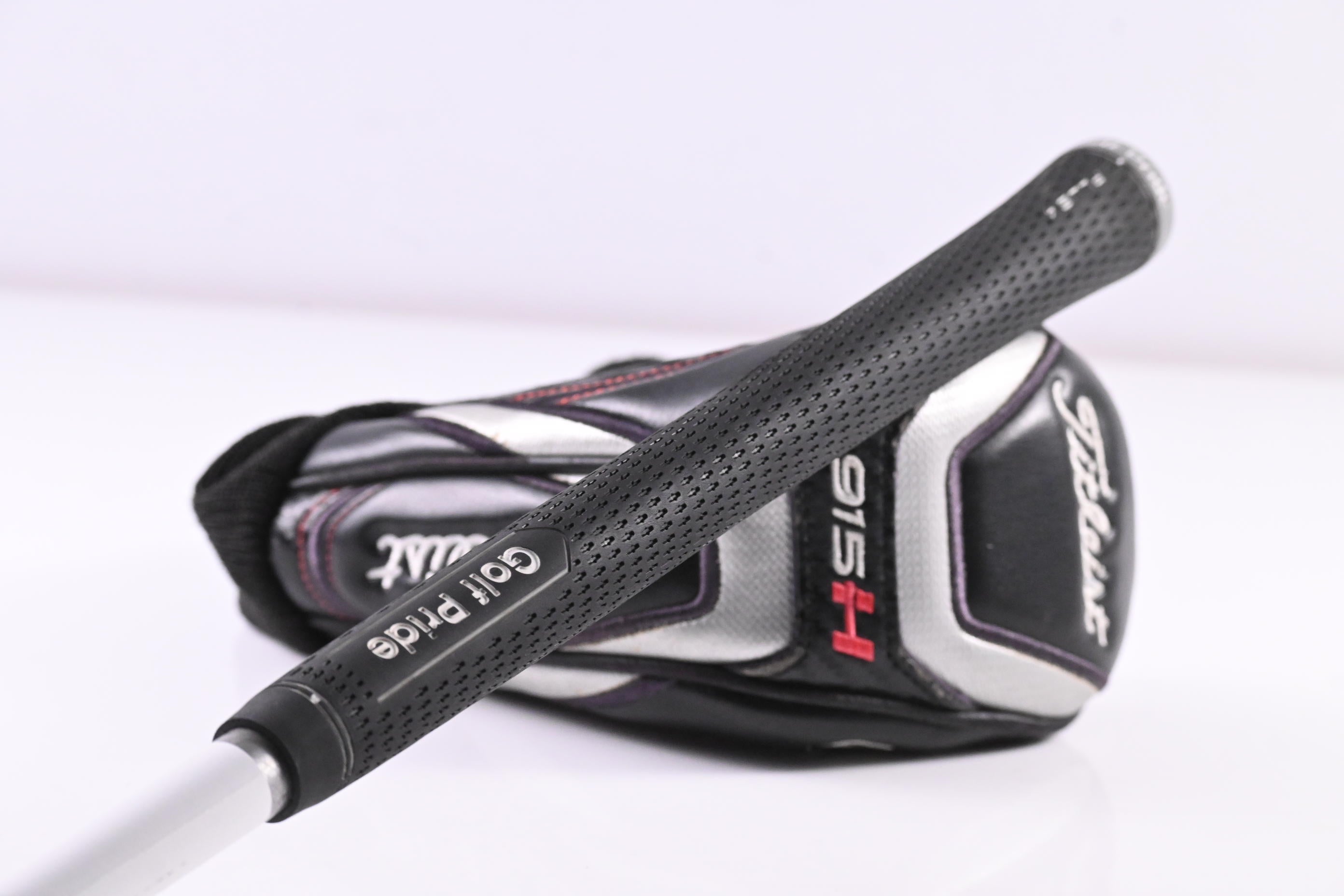 Titleist 915H #2 Hybrid / 18 Degree / Stiff Flex Diamana D+ White 90 Shaft
