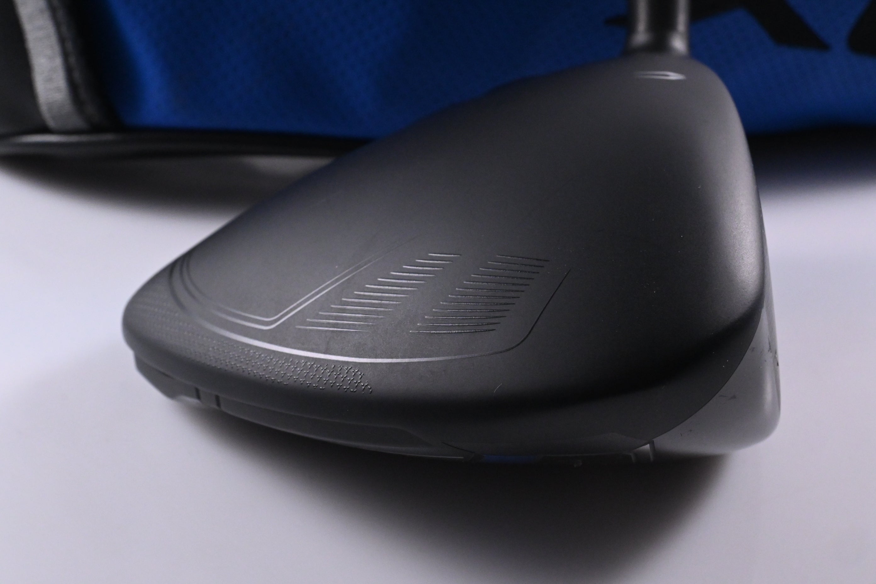 Cleveland HiBore XL Lite Driver / 9 Degree / Senior Flex Aldila Ascent PL 40