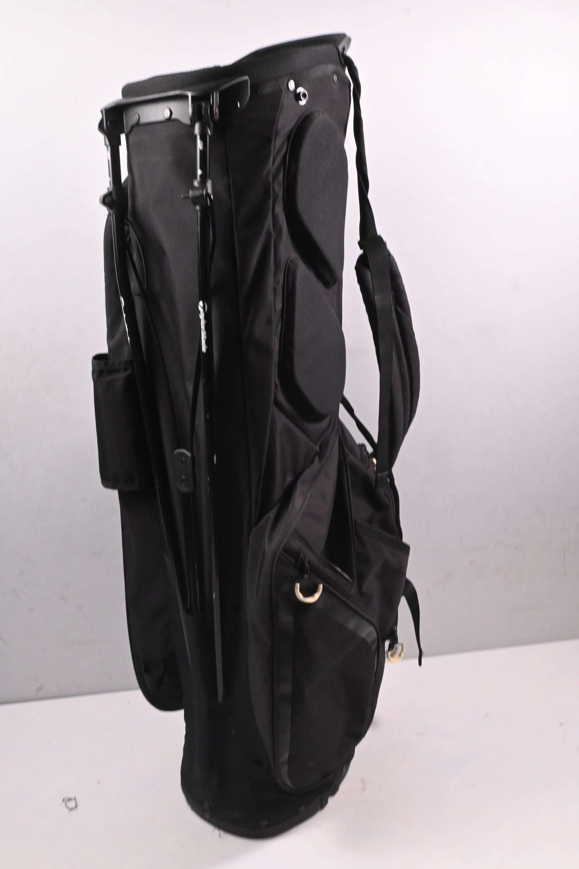 Taylormade Stand Bag / 4-Way Divider / Black